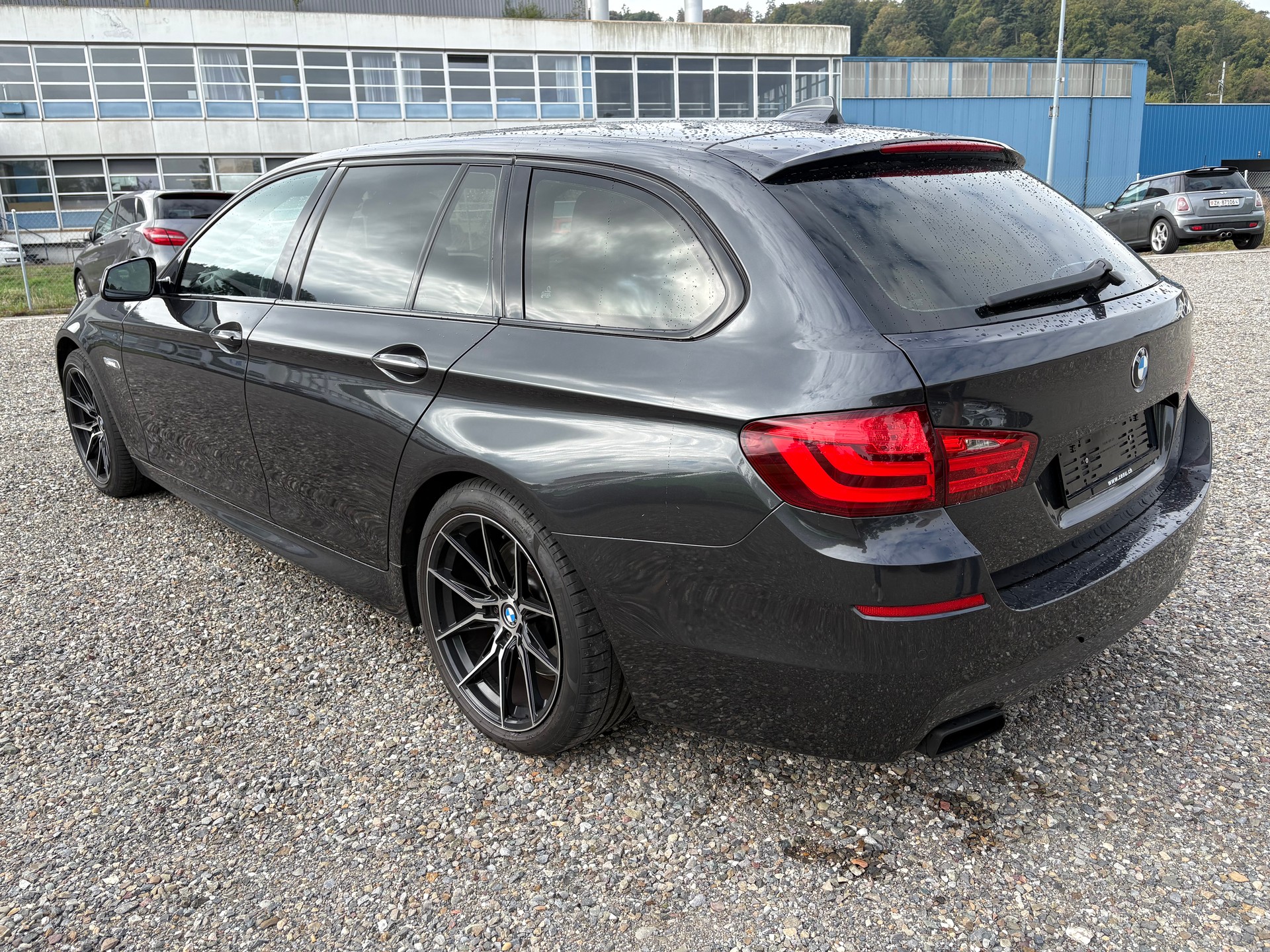 BMW M550d xDrive Touring Steptronic-image-5