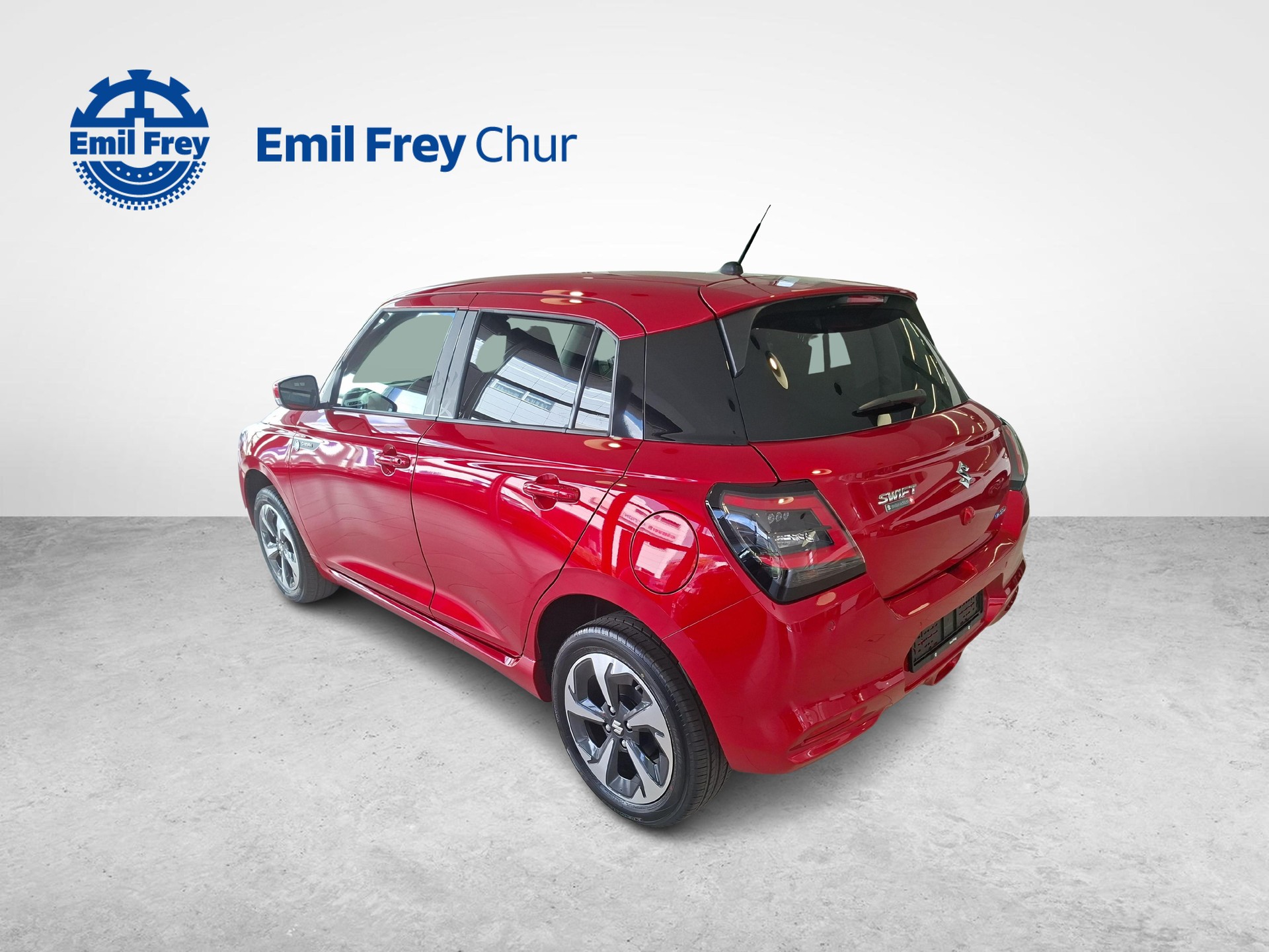 SUZUKI Swift 1.2 Sakura Top Hybrid 4x4 / 1.99% Leasing mit Protect Versicherung-image-2
