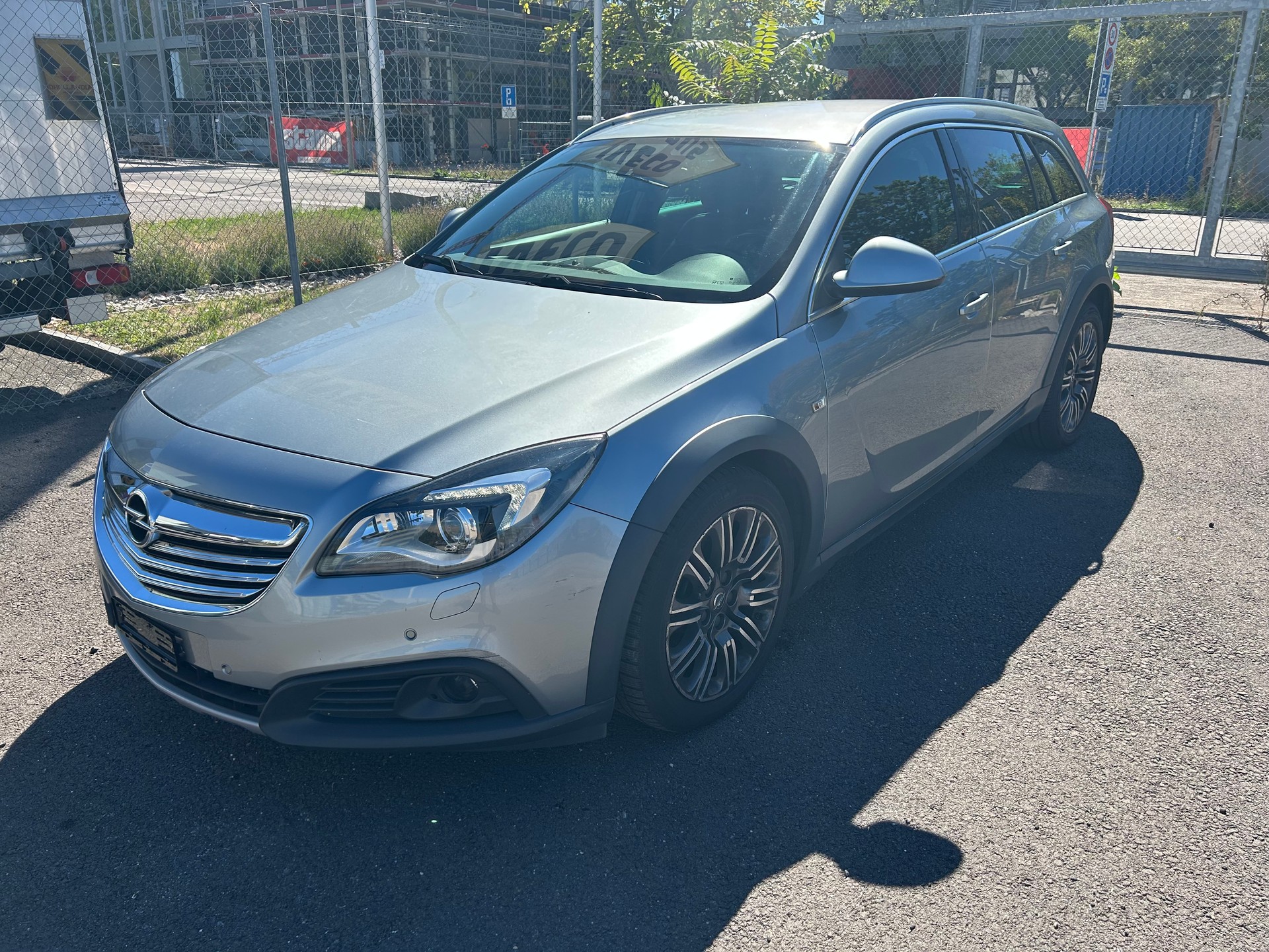 OPEL Insignia Country Tourer 2.0 CDTI 4WD Automatic-image-0