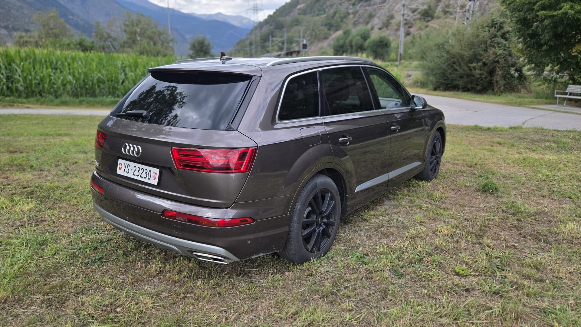 AUDI 3.0 V6 TDI 272 quattro T-Tronic-image-2