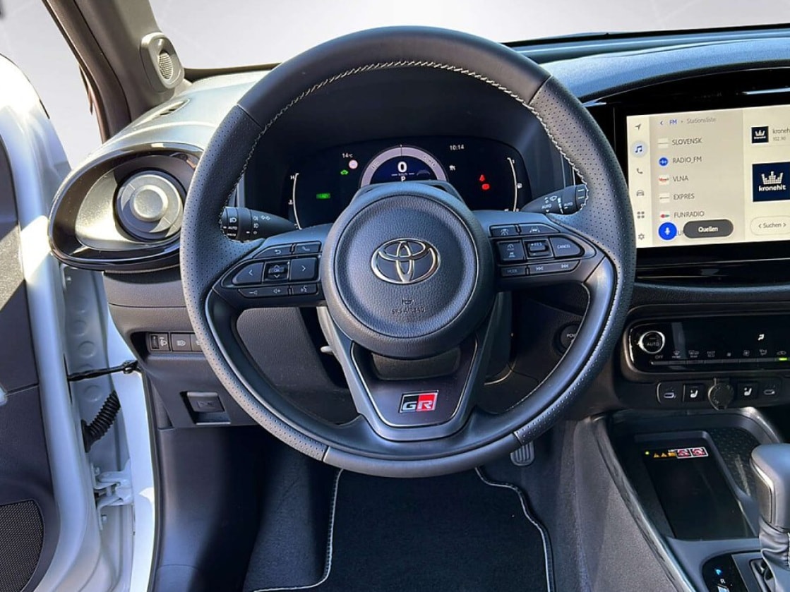 TOYOTA Aygo X 1.5 GR Sport e-CVT-image-8