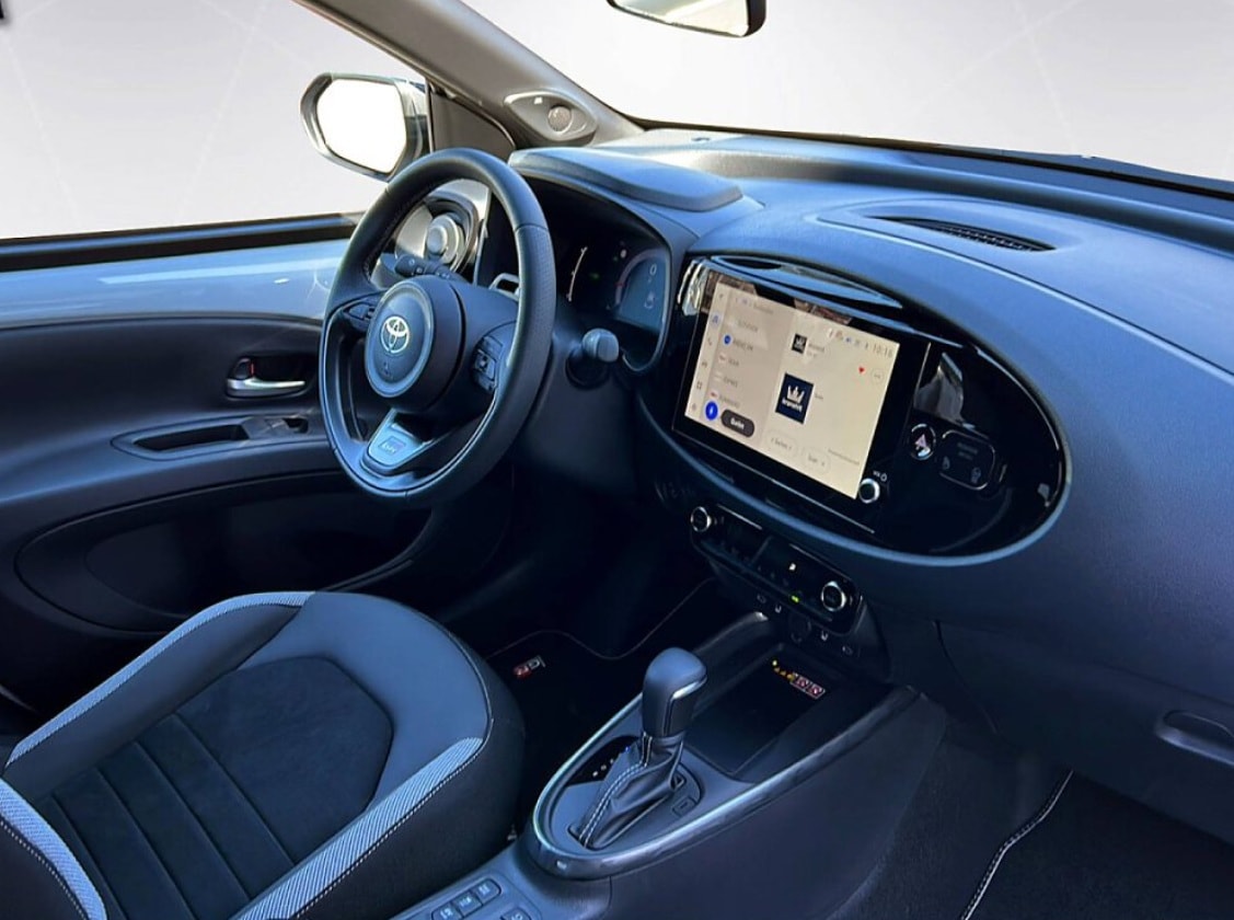 TOYOTA Aygo X 1.5 GR Sport e-CVT-image-11