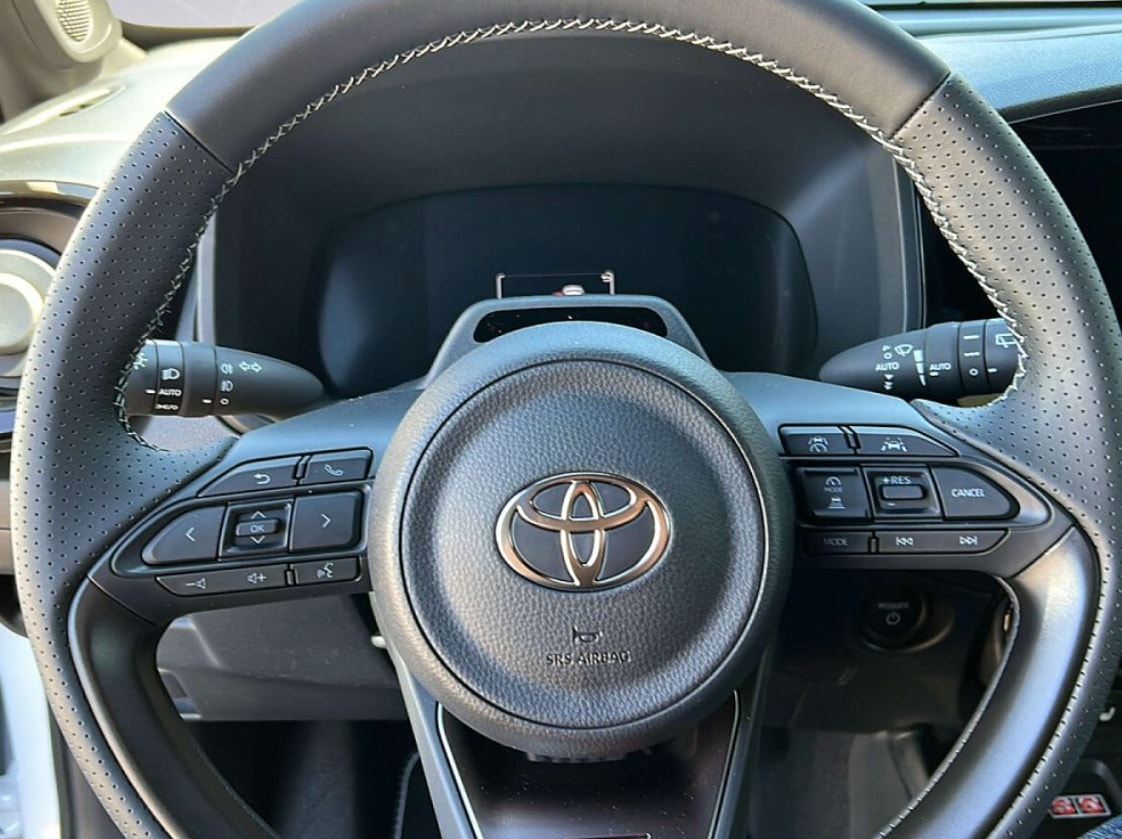 TOYOTA Aygo X 1.5 GR Sport e-CVT-image-7
