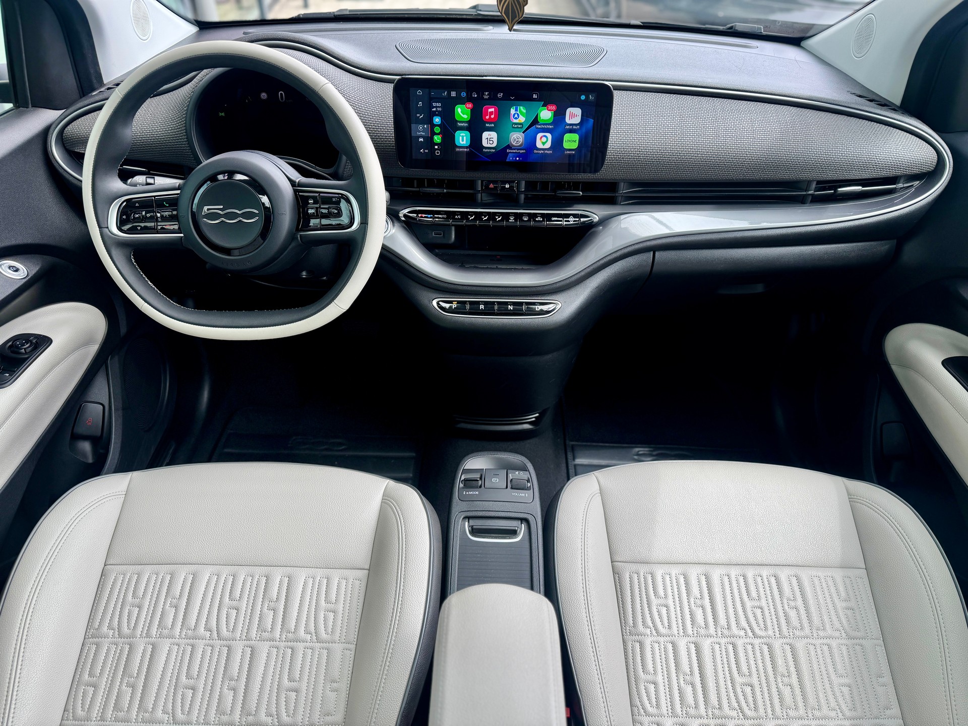 FIAT 500 electric 87 kW La Prima-image-8