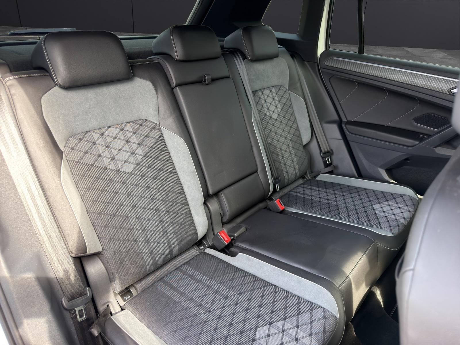 VW Tiguan 2.0 TSI R-Line DSG-image-13