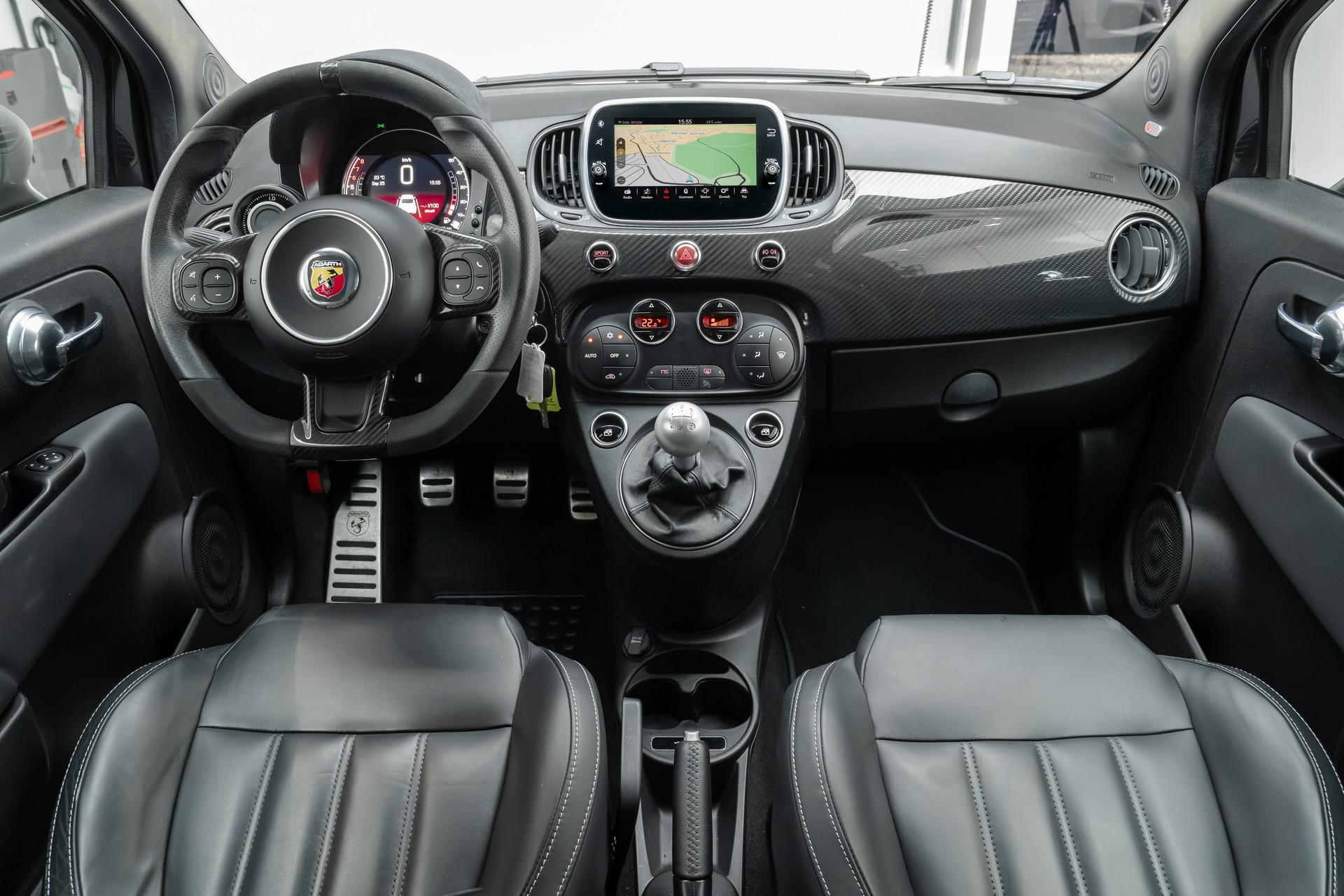 FIAT 595 1.4 Turbo Abarth Competizione 70th Anniv.-image-7