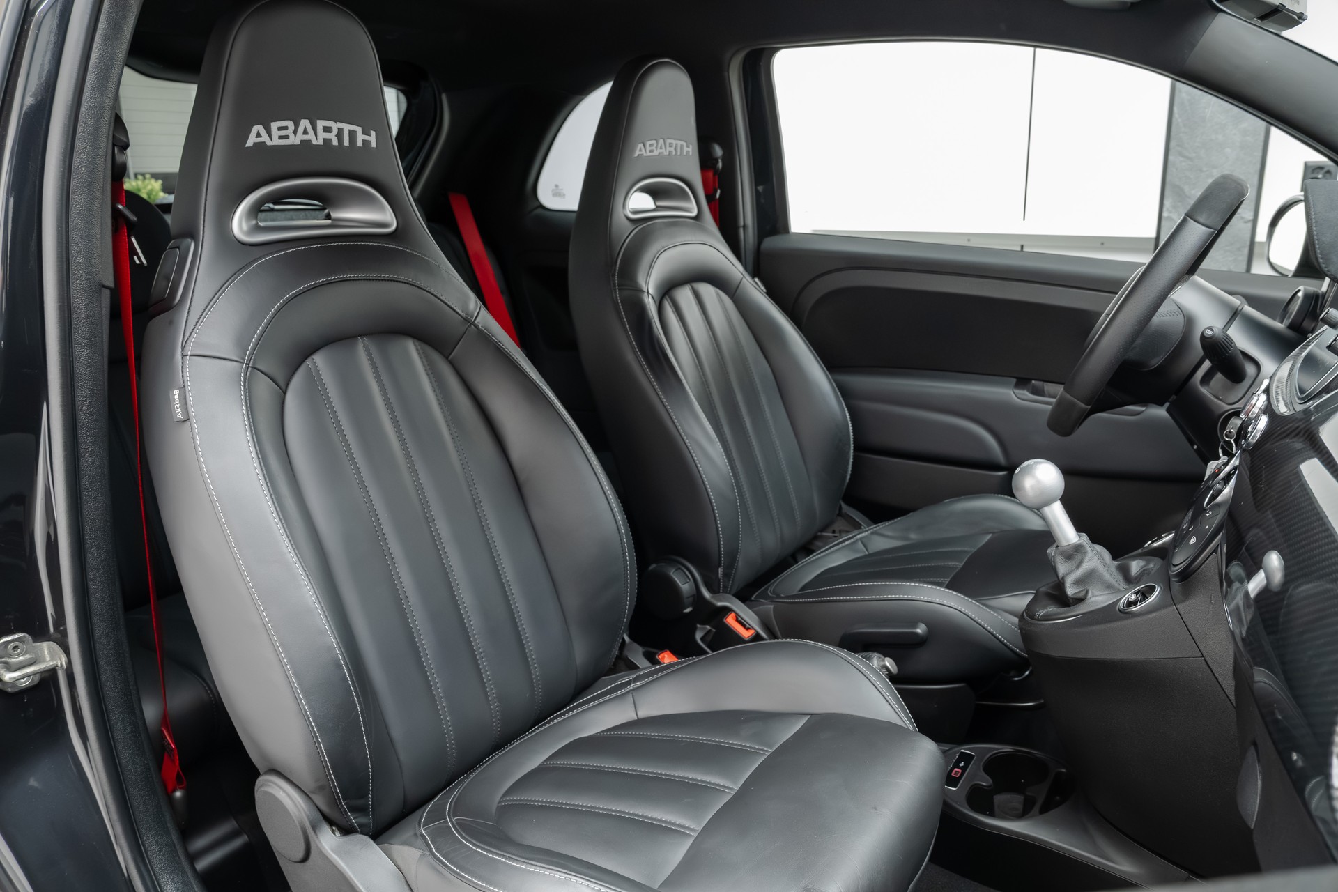 FIAT 595 1.4 Turbo Abarth Competizione 70th Anniv.-image-10