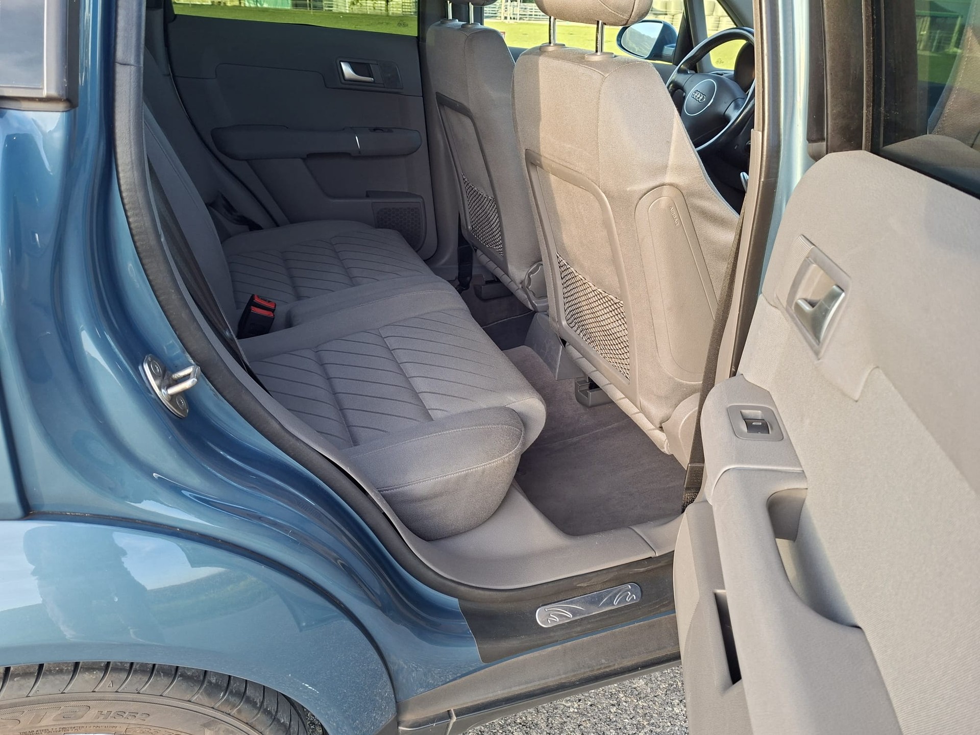 AUDI A2 1.4-image-12