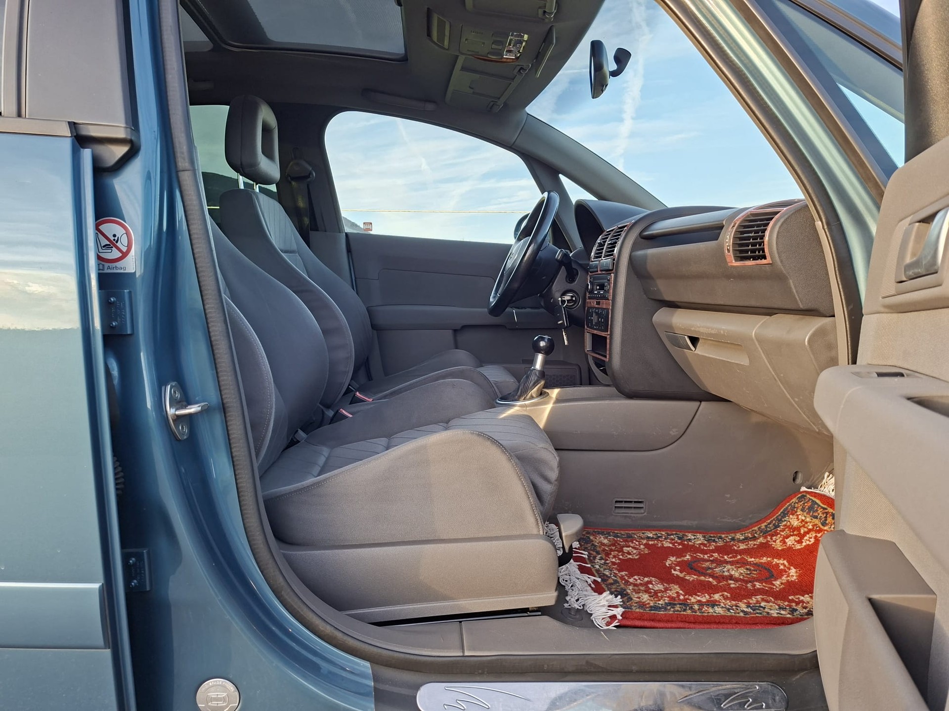 AUDI A2 1.4-image-7