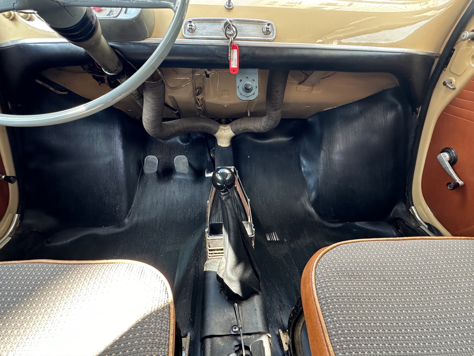SEAT Fiat 600 D baugleich Fiat 600 (in Spanien endmontiert)-image-13