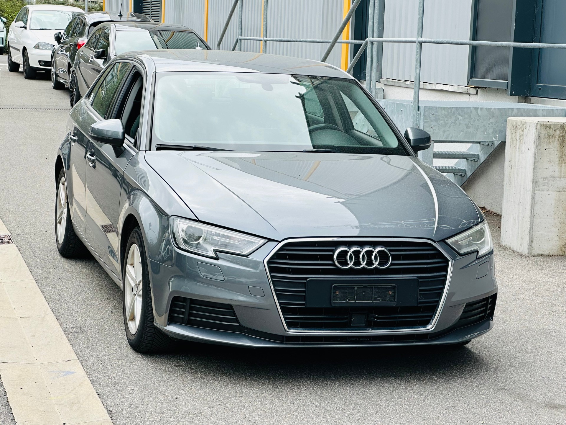 AUDI A3 Sportback 1.4 TFSI-image-4