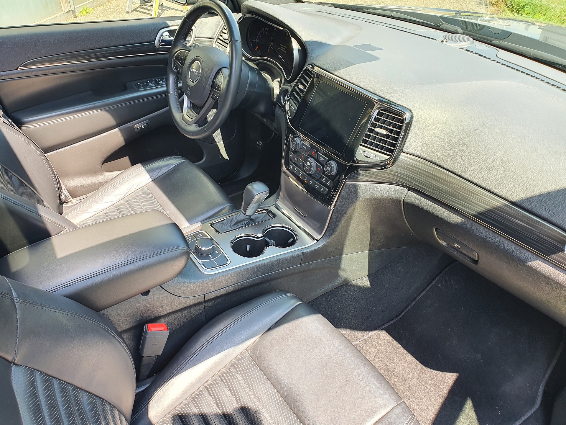 JEEP Grand Cherokee 3.0 CRD ST Blackline-image-8