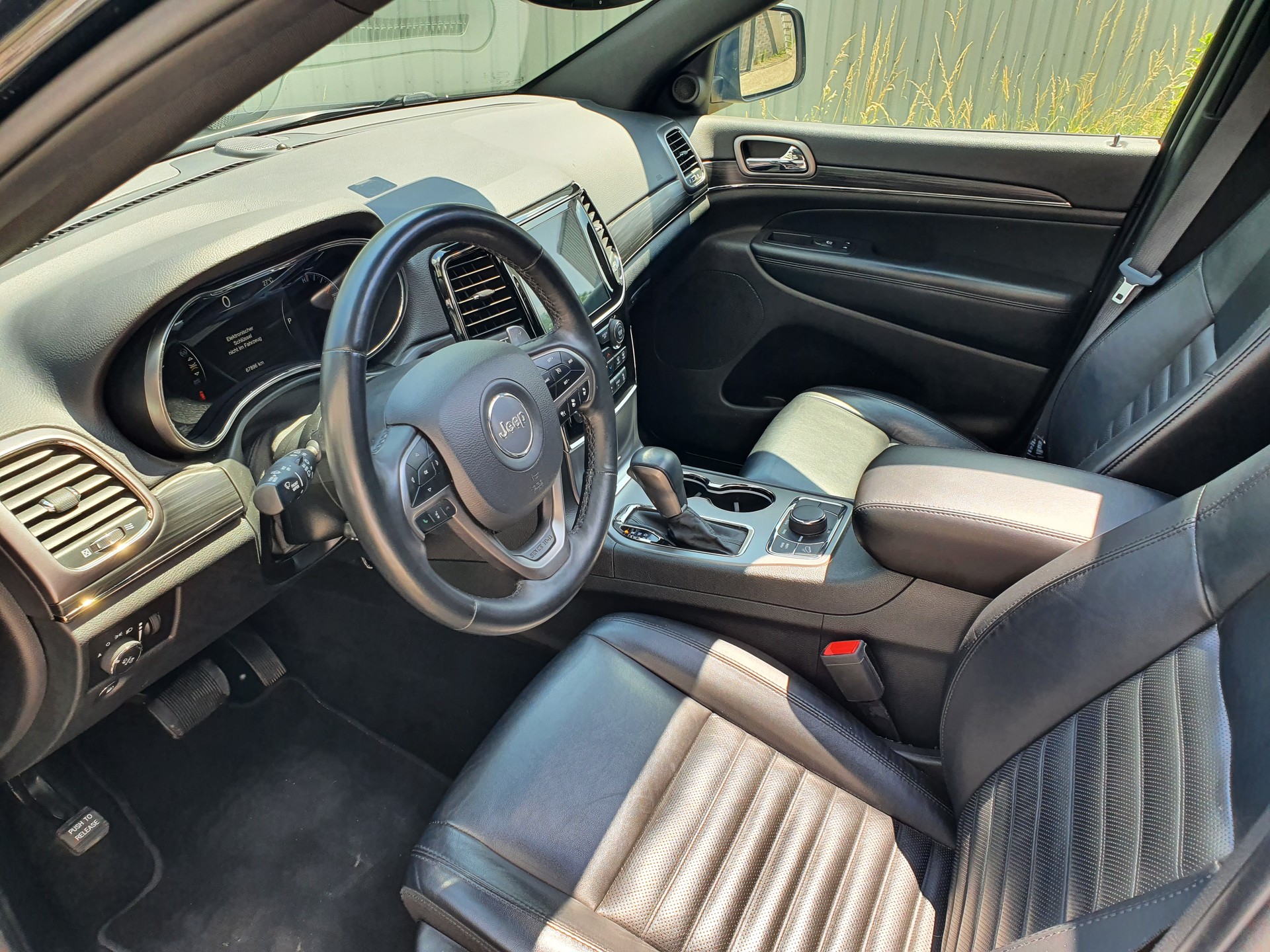JEEP Grand Cherokee 3.0 CRD ST Blackline-image-7