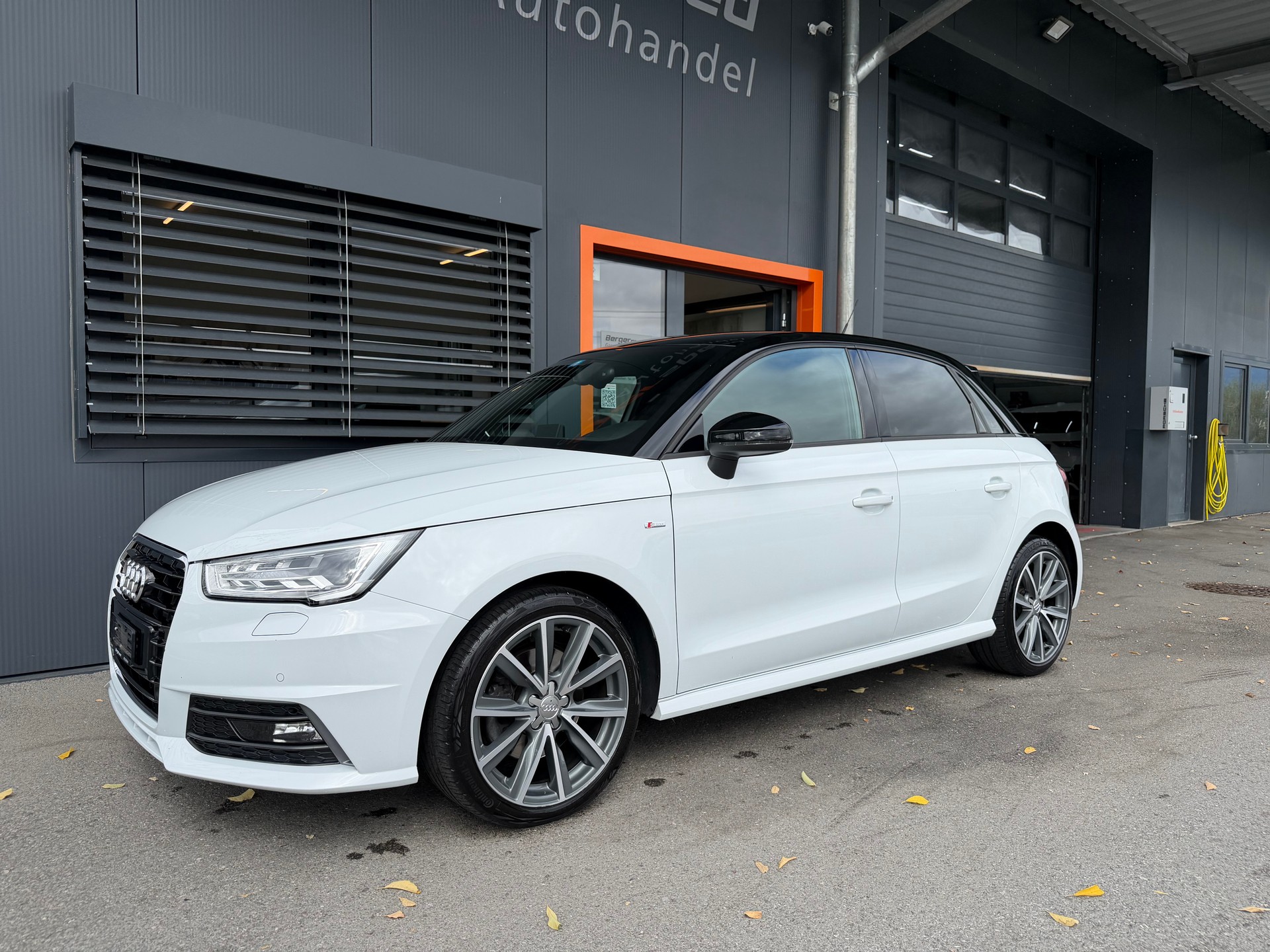 AUDI A1 Sportback 1.4 TFSI Sport S-tronic-image-0