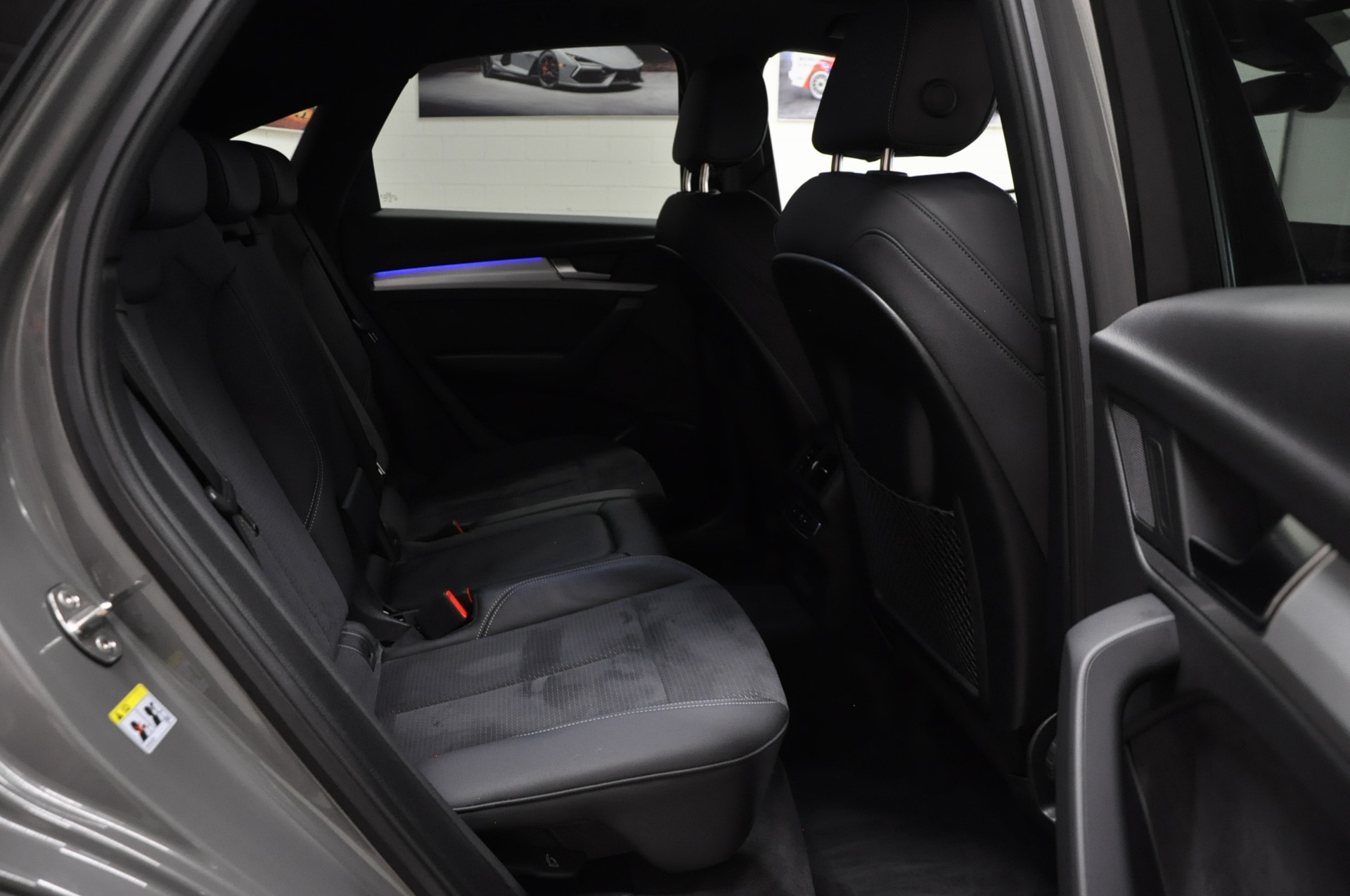 AUDI Q5 Sportback 40 TDI Blackedition quattro S-tronic-image-15