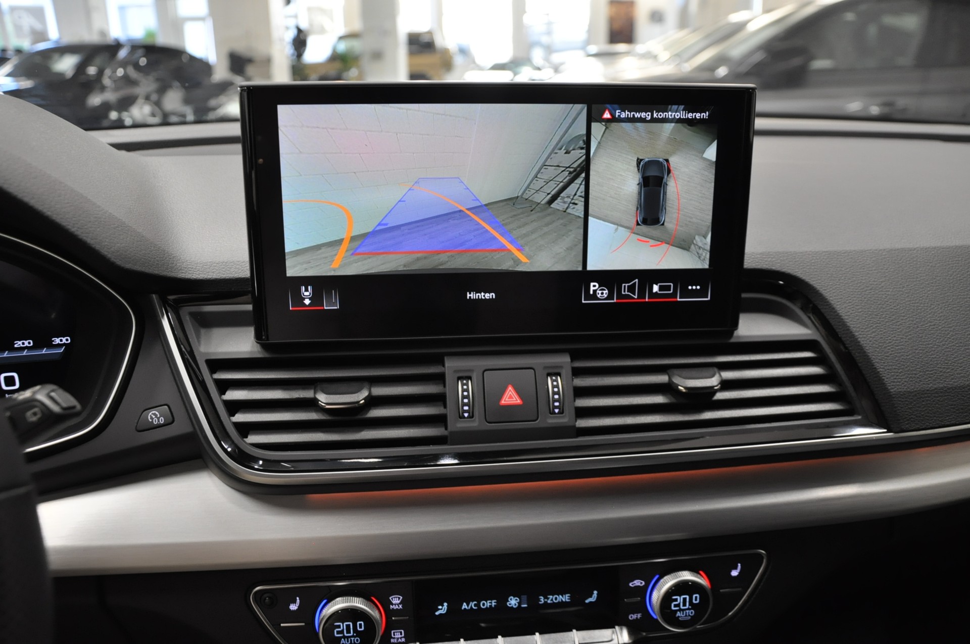 AUDI Q5 Sportback 40 TDI Blackedition quattro S-tronic-image-22