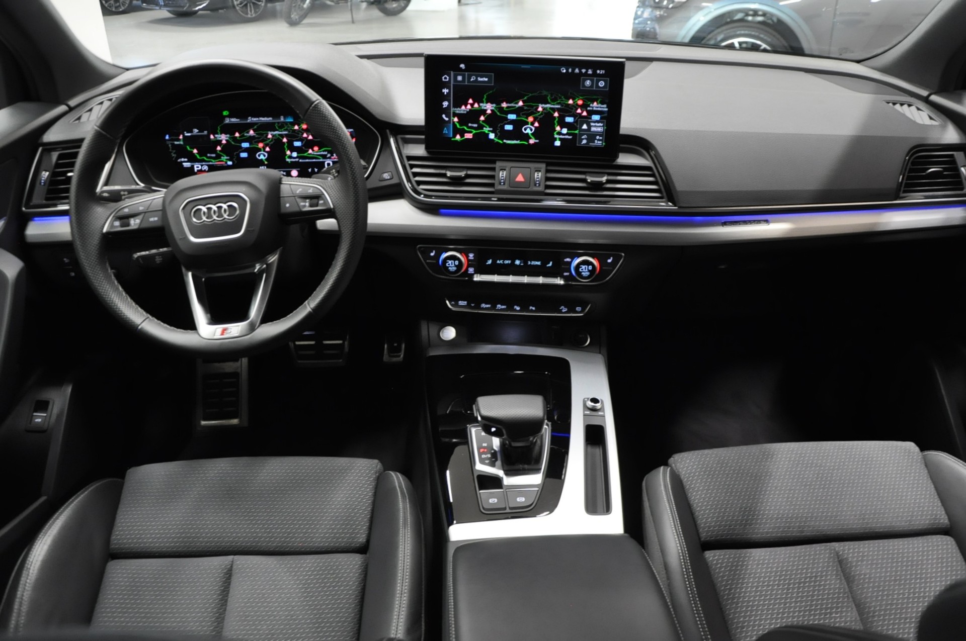 AUDI Q5 Sportback 40 TDI Blackedition quattro S-tronic-image-17