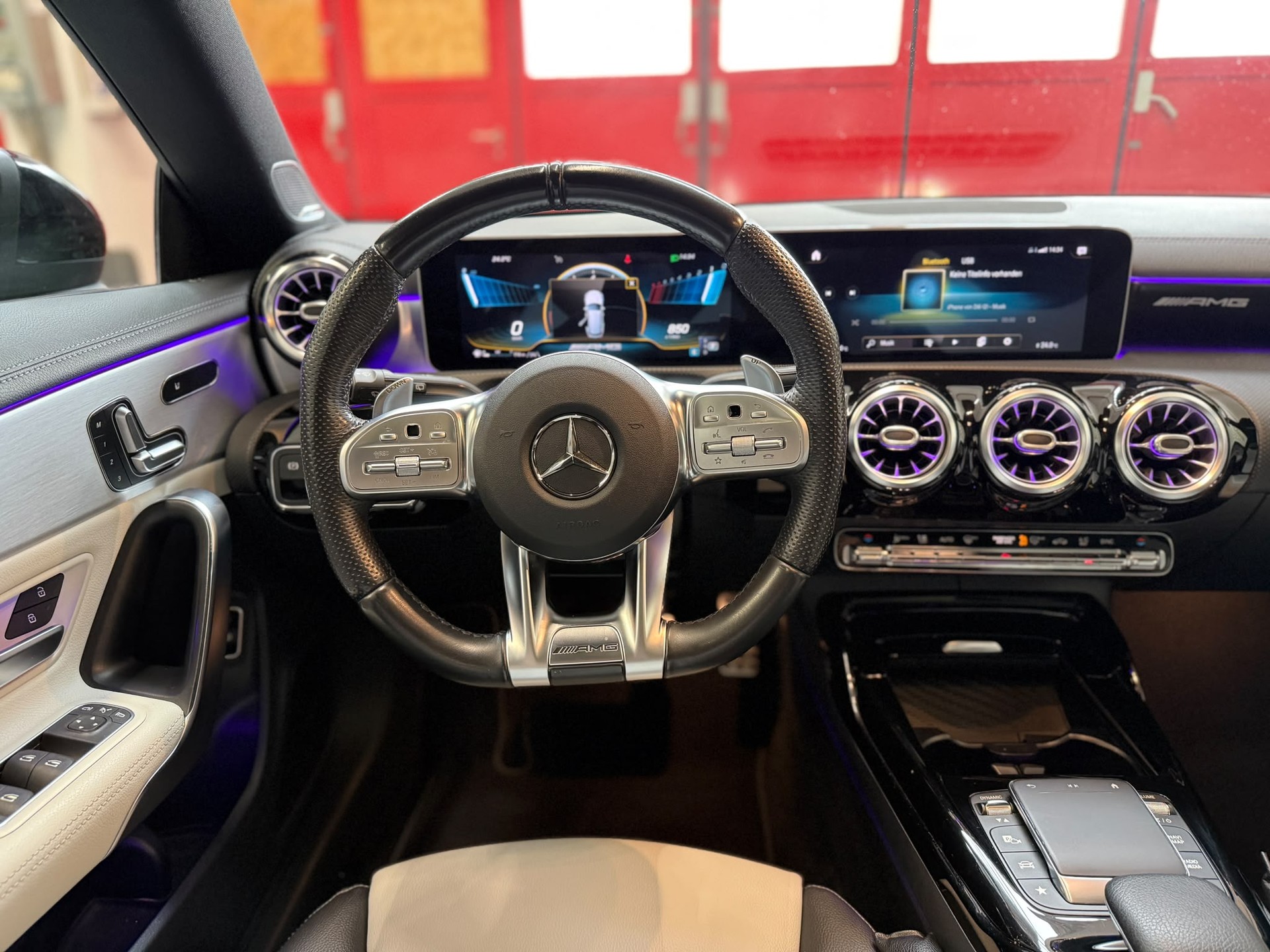 MERCEDES-BENZ CLA Shooting Brake 35 AMG 4Matic 7G-DCT-image-19
