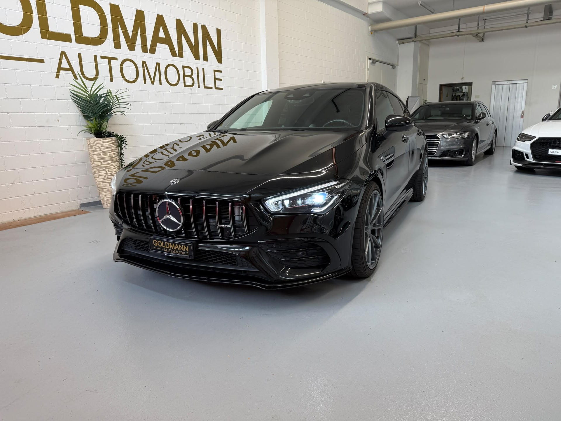 MERCEDES-BENZ CLA Shooting Brake 35 AMG 4Matic 7G-DCT-image-7