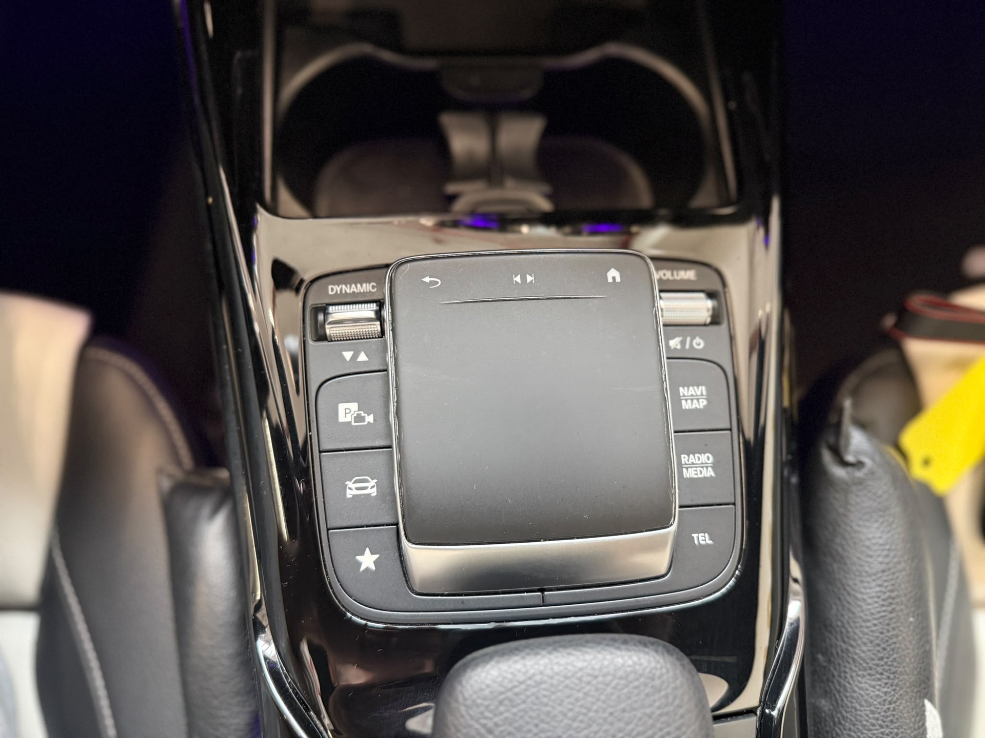 MERCEDES-BENZ CLA Shooting Brake 35 AMG 4Matic 7G-DCT-image-27