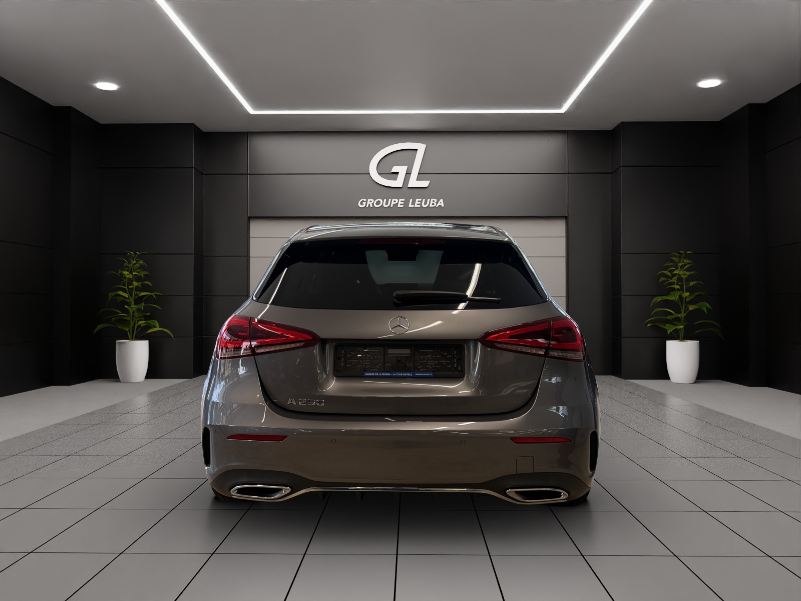 MERCEDES-BENZ A 250 AMG Line-image-4