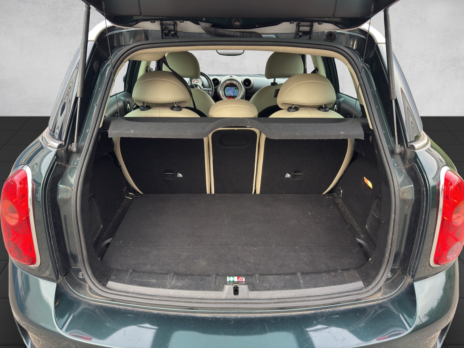 MINI Countryman Cooper SD ALL4-image-17