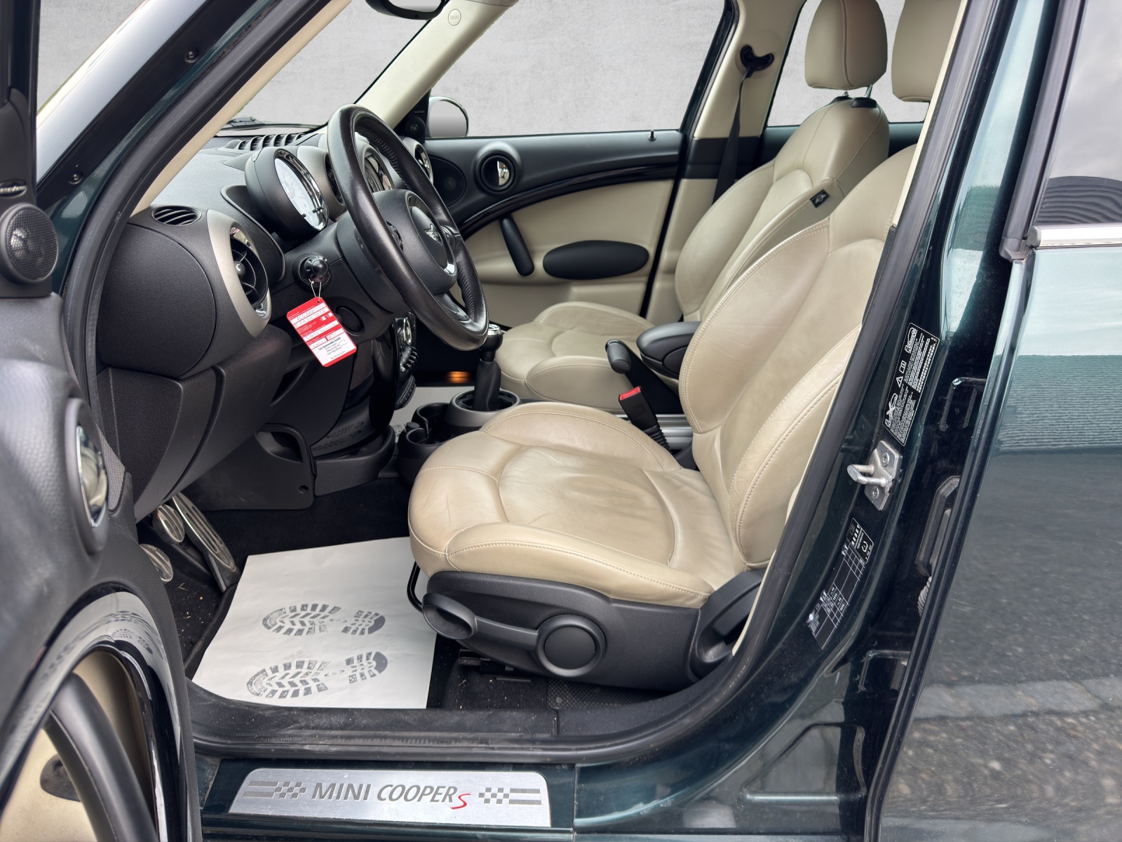 MINI Countryman Cooper SD ALL4-image-8