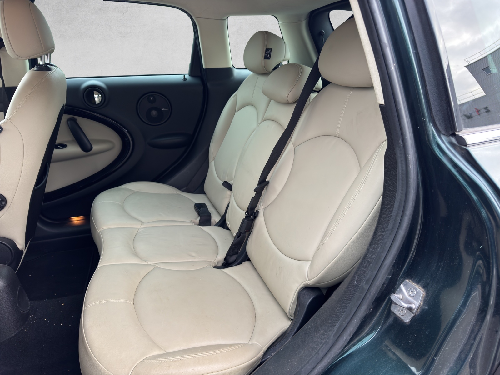 MINI Countryman Cooper SD ALL4-image-11