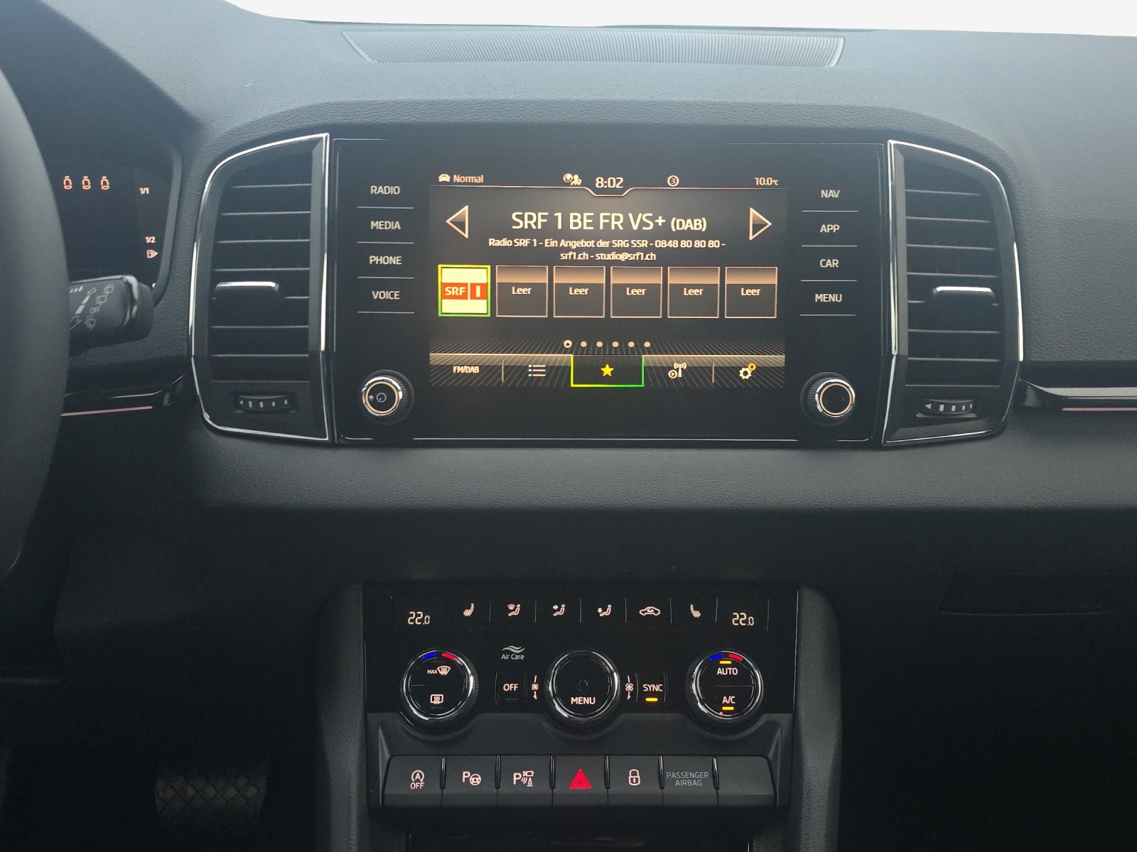 SKODA Karoq 2.0 TDI CR Dynamic 4x4 DSG-image-10