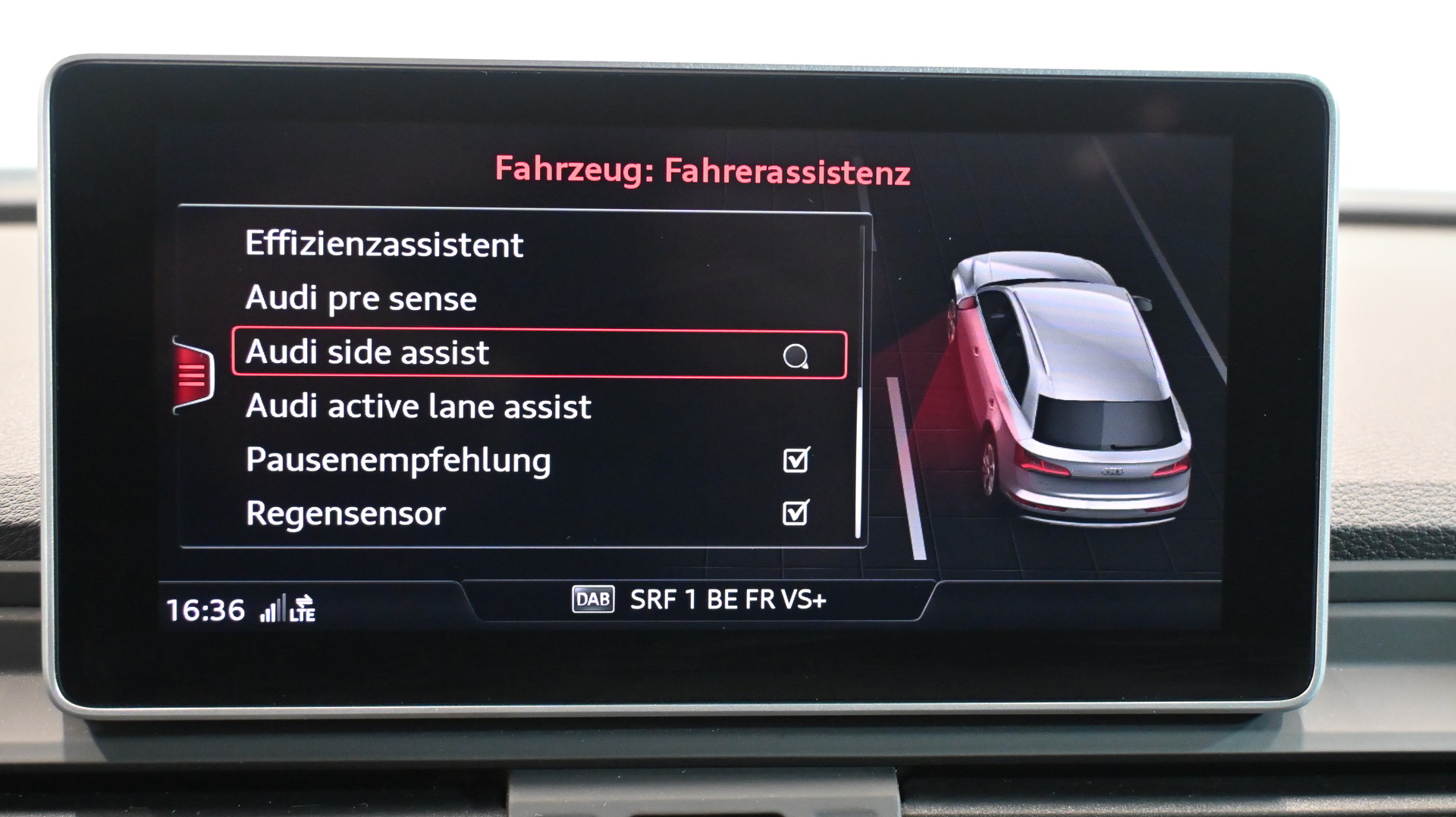 AUDI Q5 55 TFSI e sport quattro S-LINE SPORTPAKET-image-11