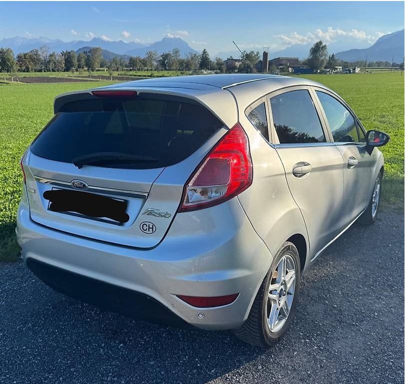FORD 1.0 EcoB 100 Titanium-image-1