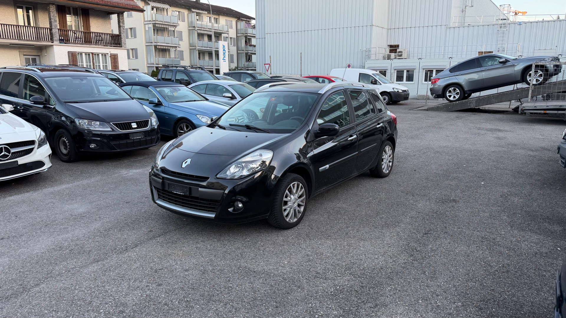 RENAULT Clio Grandtour 1.6 16V Dynamique-image-0