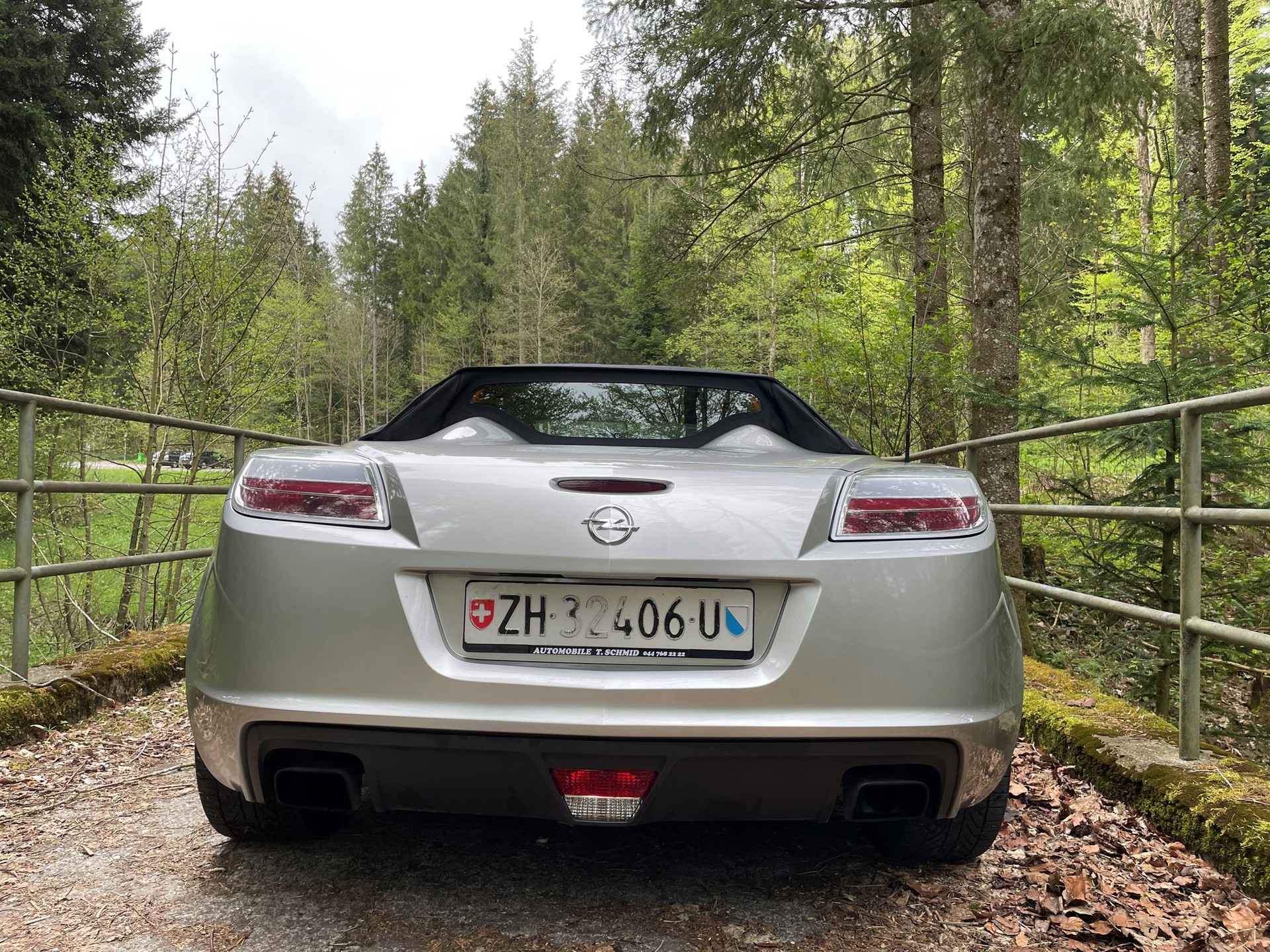 OPEL GT 2.0 Turbo-image-3