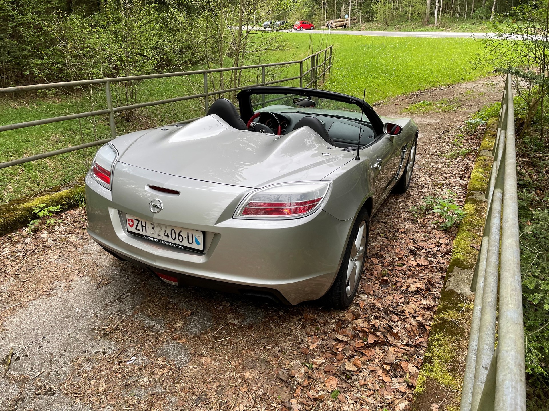 OPEL GT 2.0 Turbo-image-5
