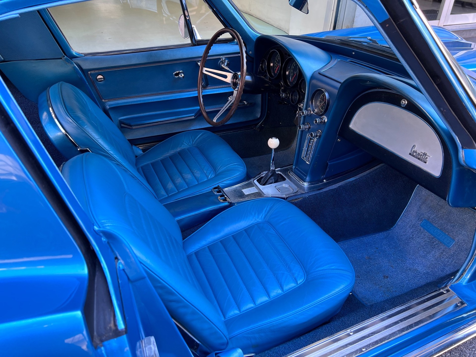CHEVROLET CORVETTE C2 STING RAY-image-5