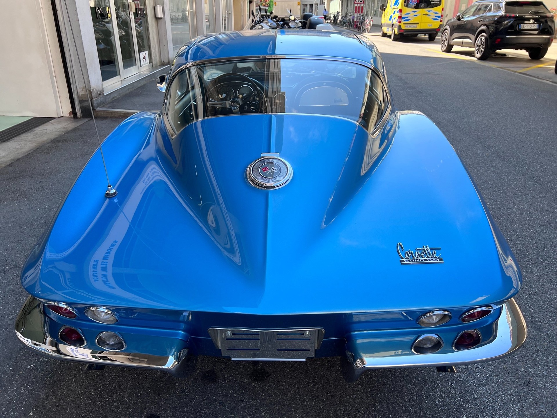 CHEVROLET CORVETTE C2 STING RAY-image-8