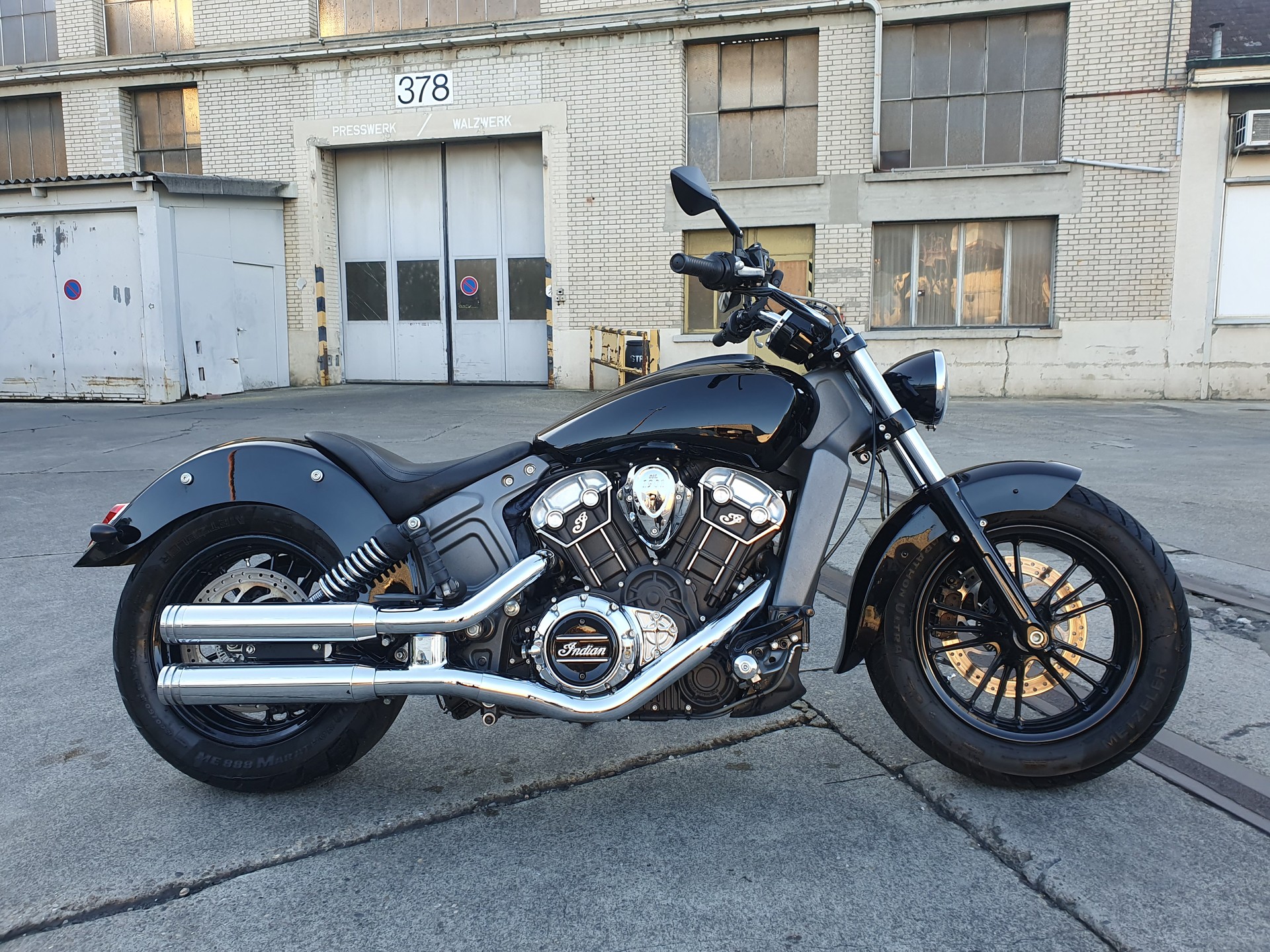 INDIAN Scout ABS