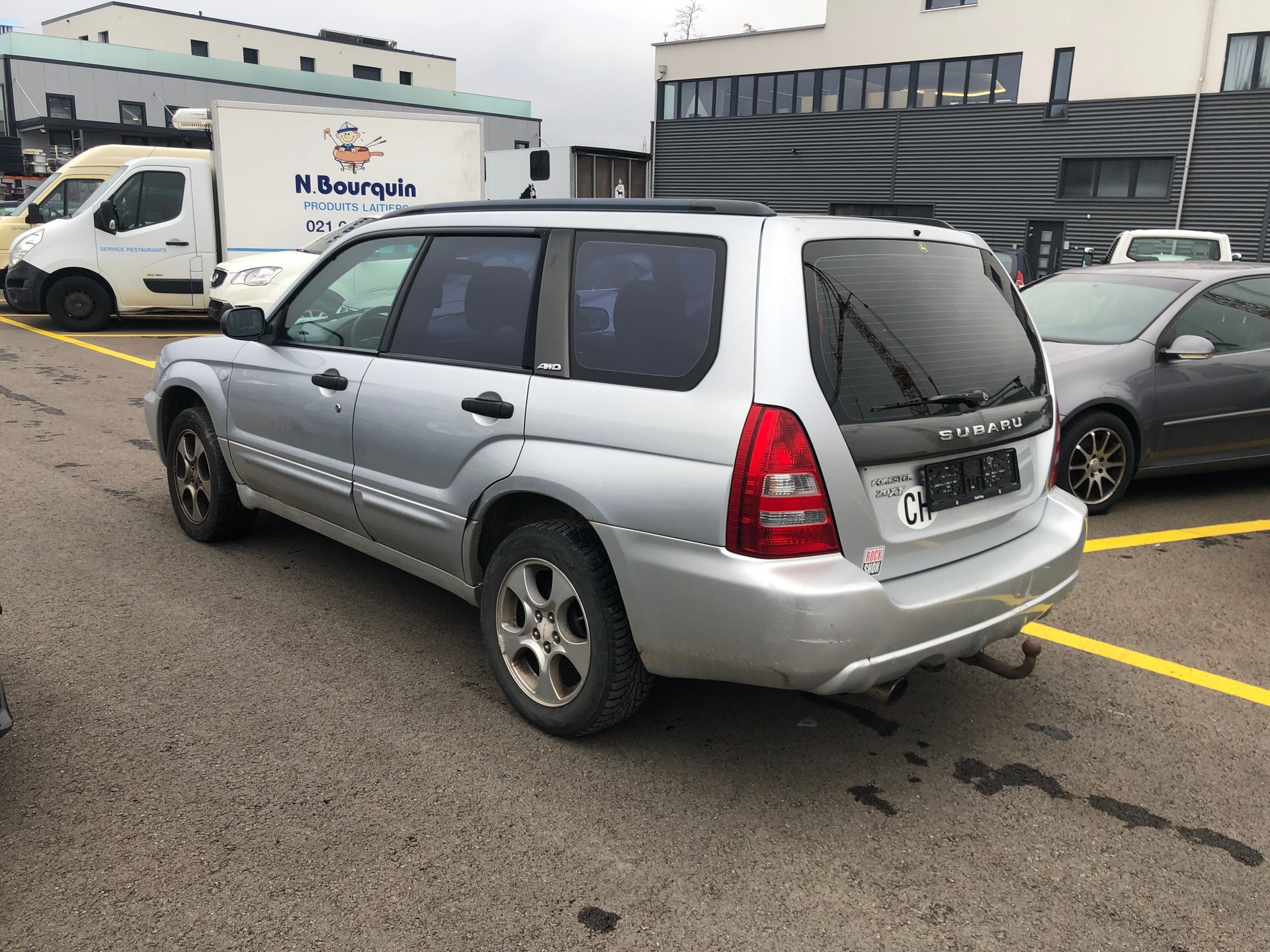 SUBARU Forester 2.0XT Automatic-image-5