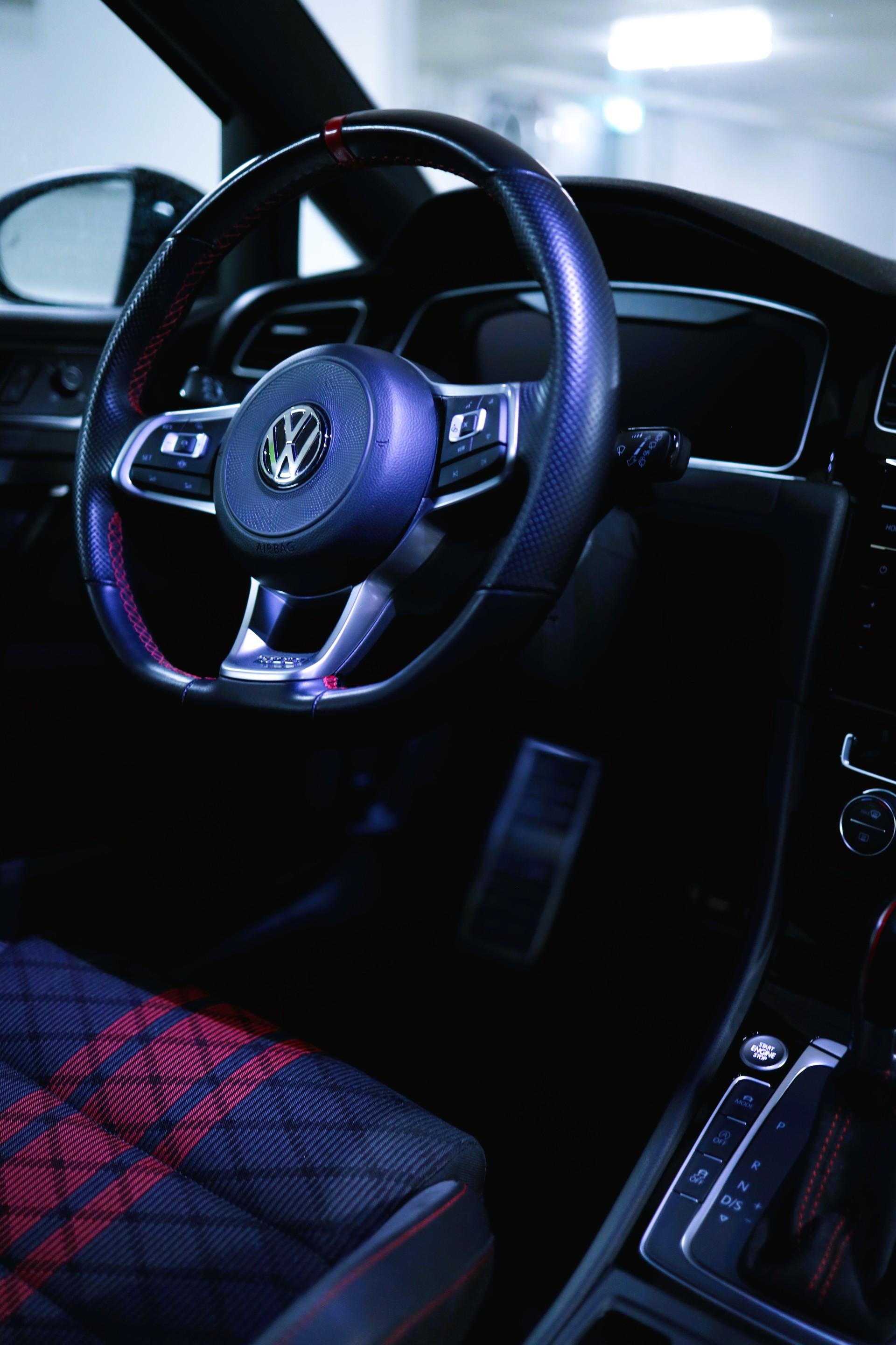 VW Golf 2.0 TSI GTI TCR DSG-image-17