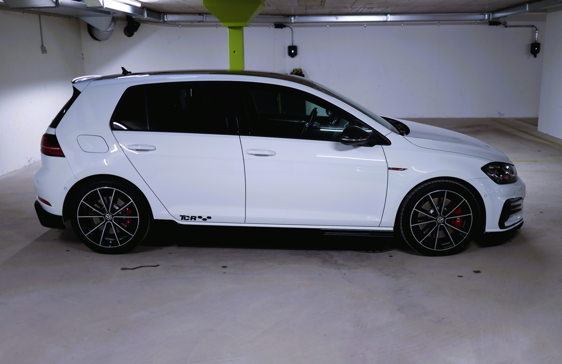 VW Golf 2.0 TSI GTI TCR DSG-image-8