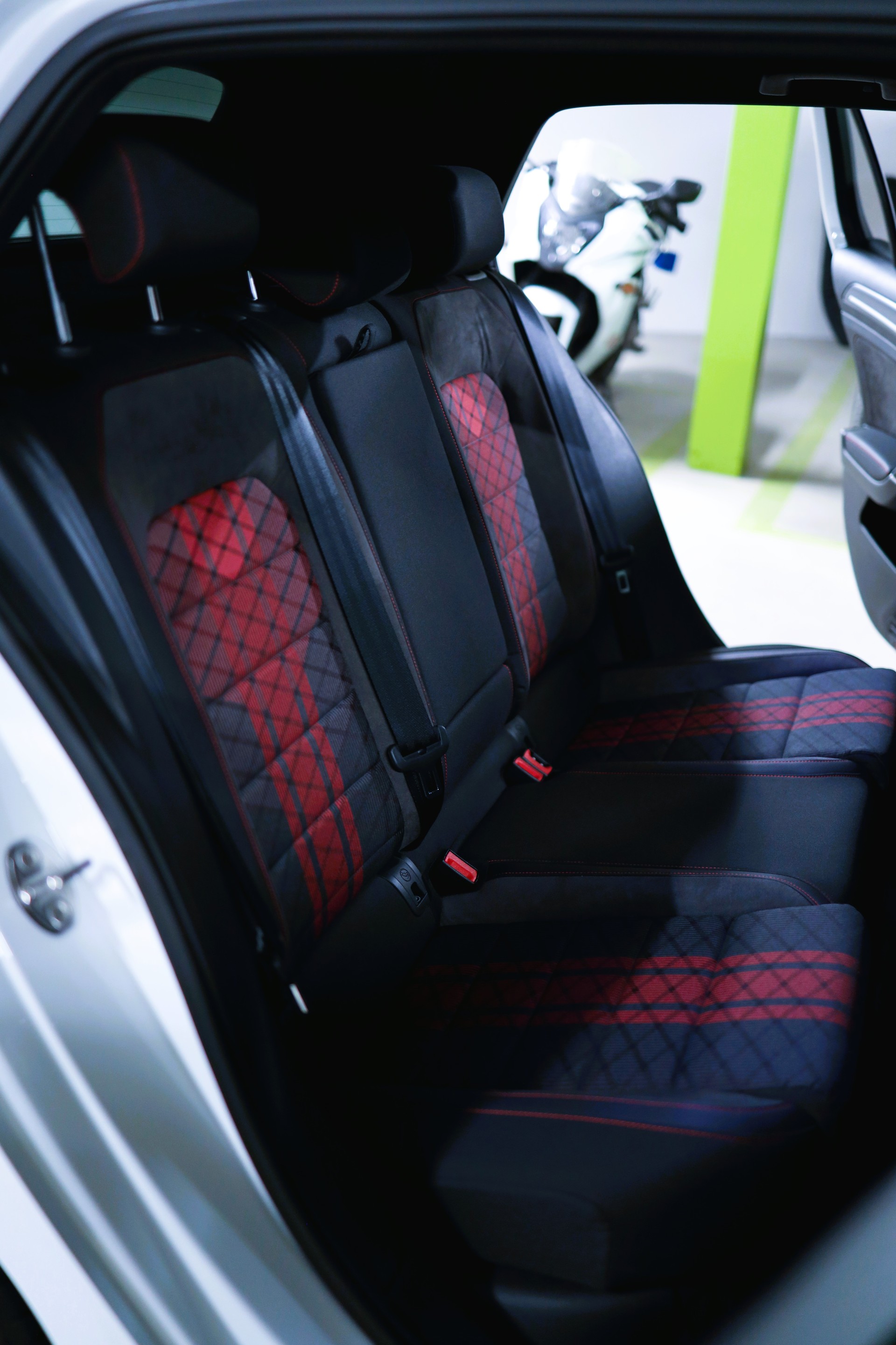 VW Golf 2.0 TSI GTI TCR DSG-image-15