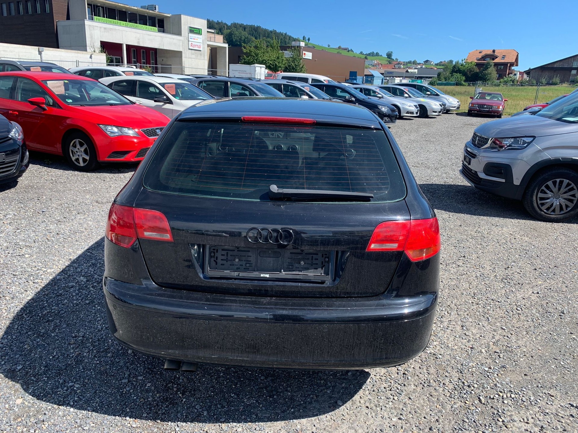 AUDI A3 Sportback 2.0 TDI Attraction-image-4