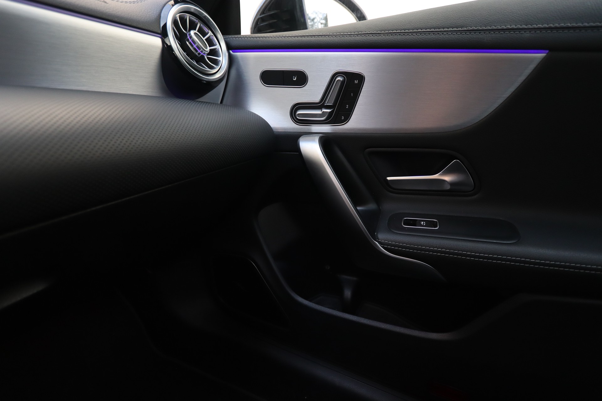 MERCEDES-BENZ CLA 45 S AMG 4Matic+ 8G-DCT-image-22
