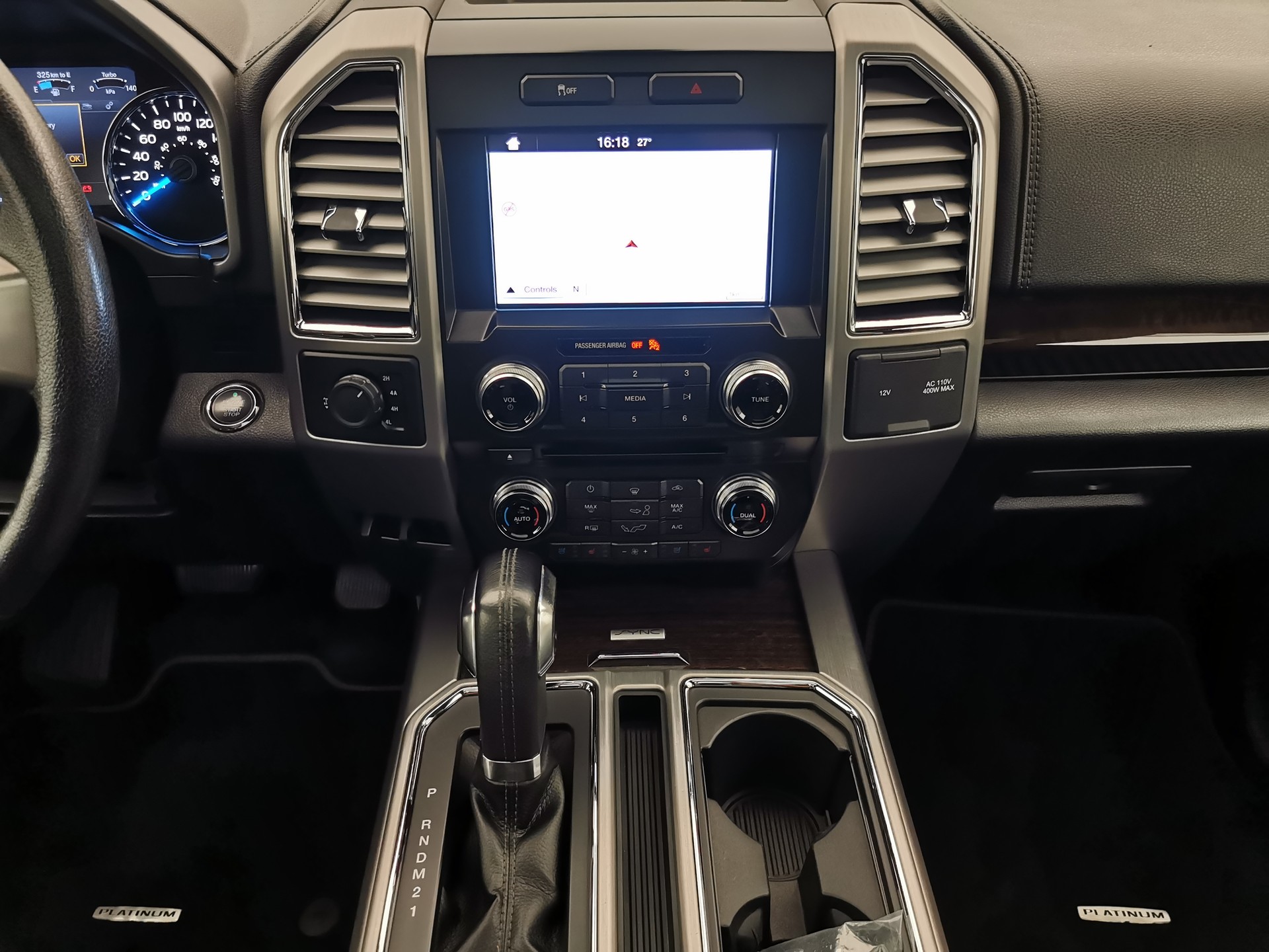 FORD F-150 3.5LSuperCrew Platinum-image-10