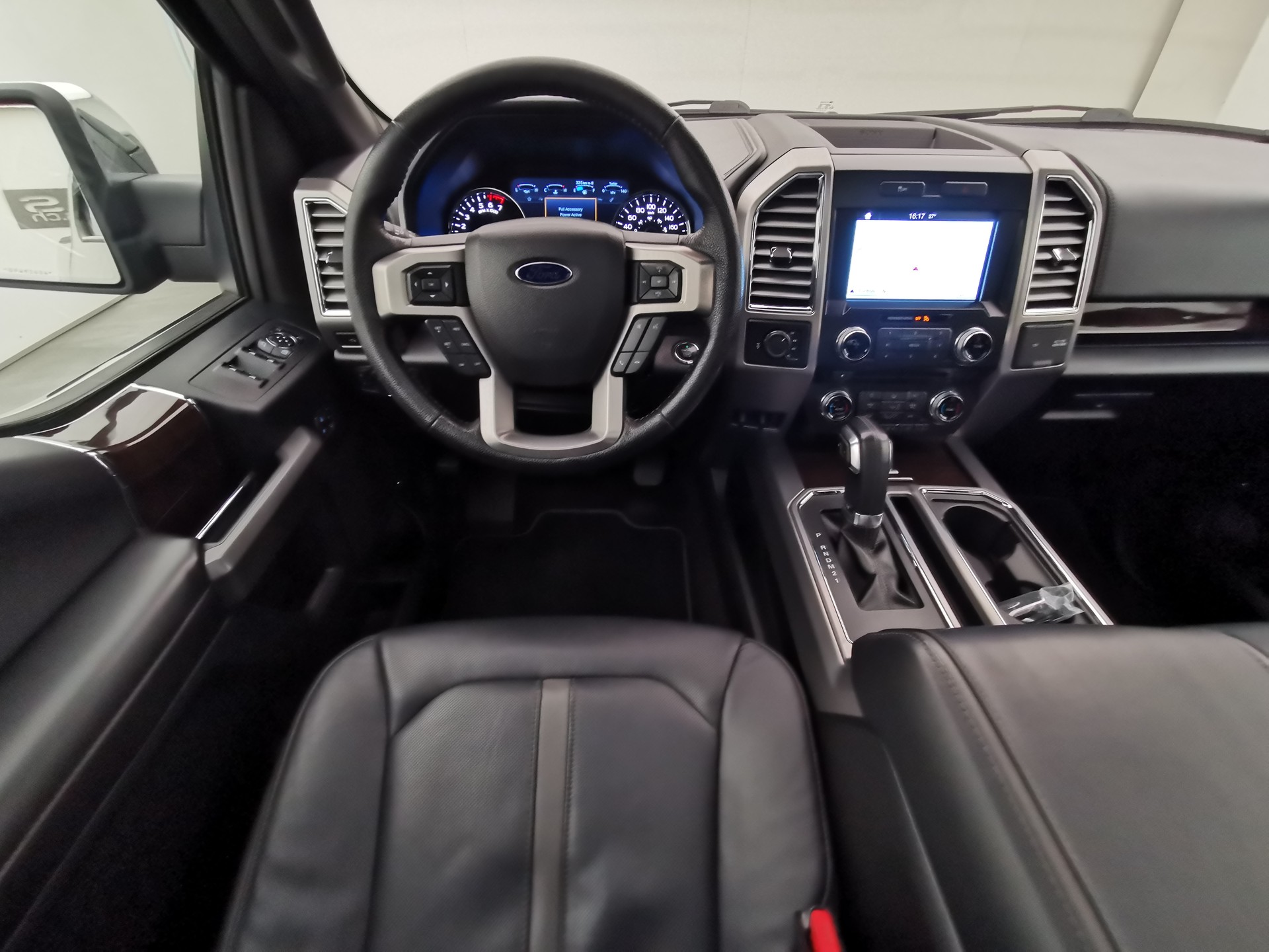 FORD F-150 3.5LSuperCrew Platinum-image-8