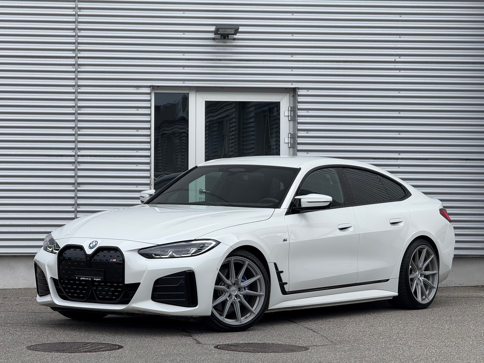 BMW i4 M50-image-0