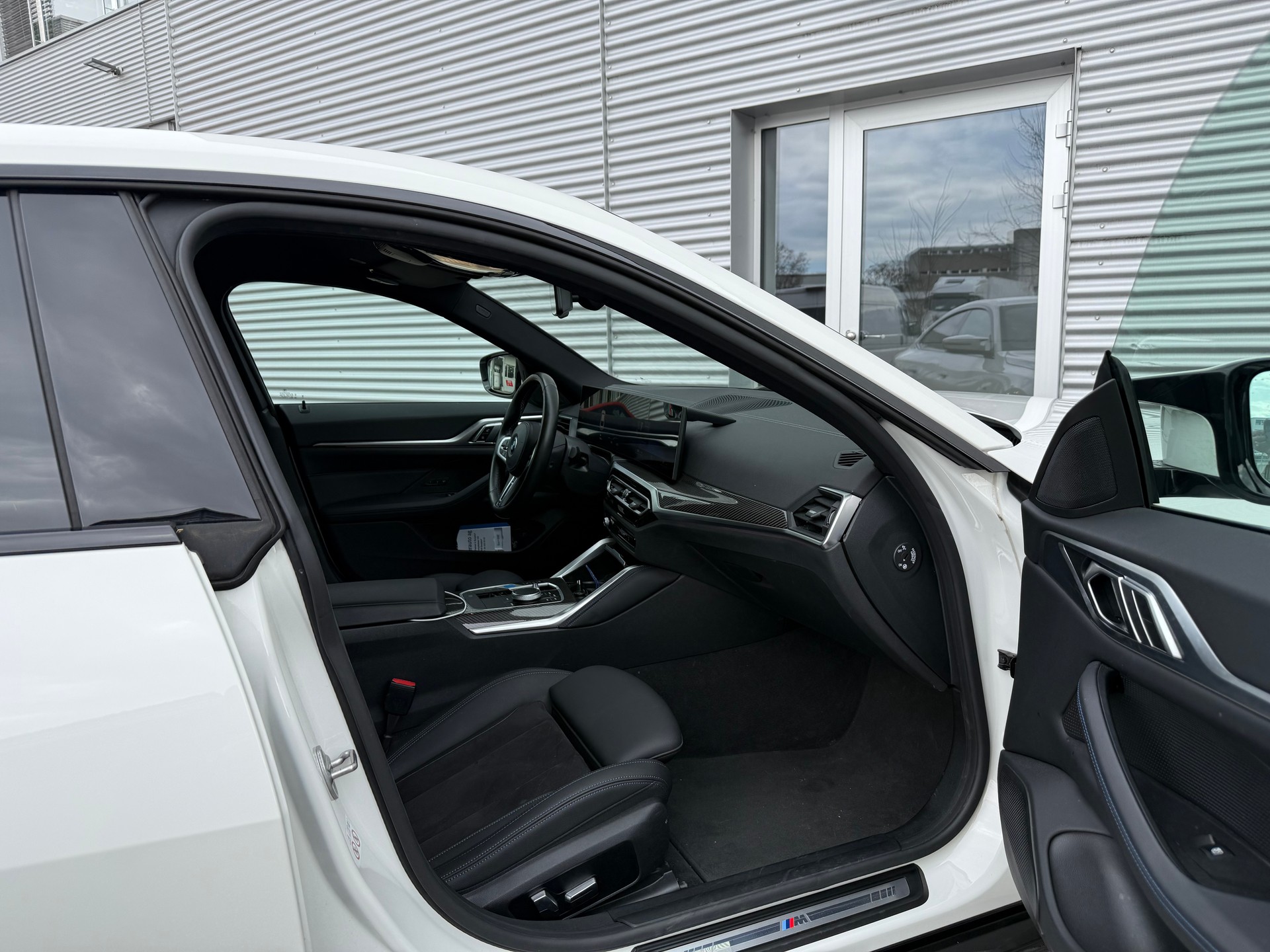 BMW i4 M50-image-5