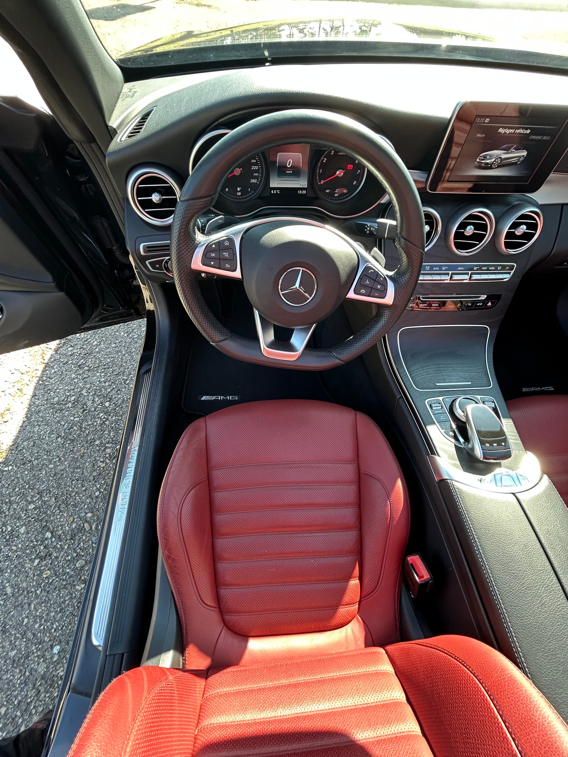 MERCEDES-BENZ C 200 Cabriolet 4Matic 9G-Tronic-image-5