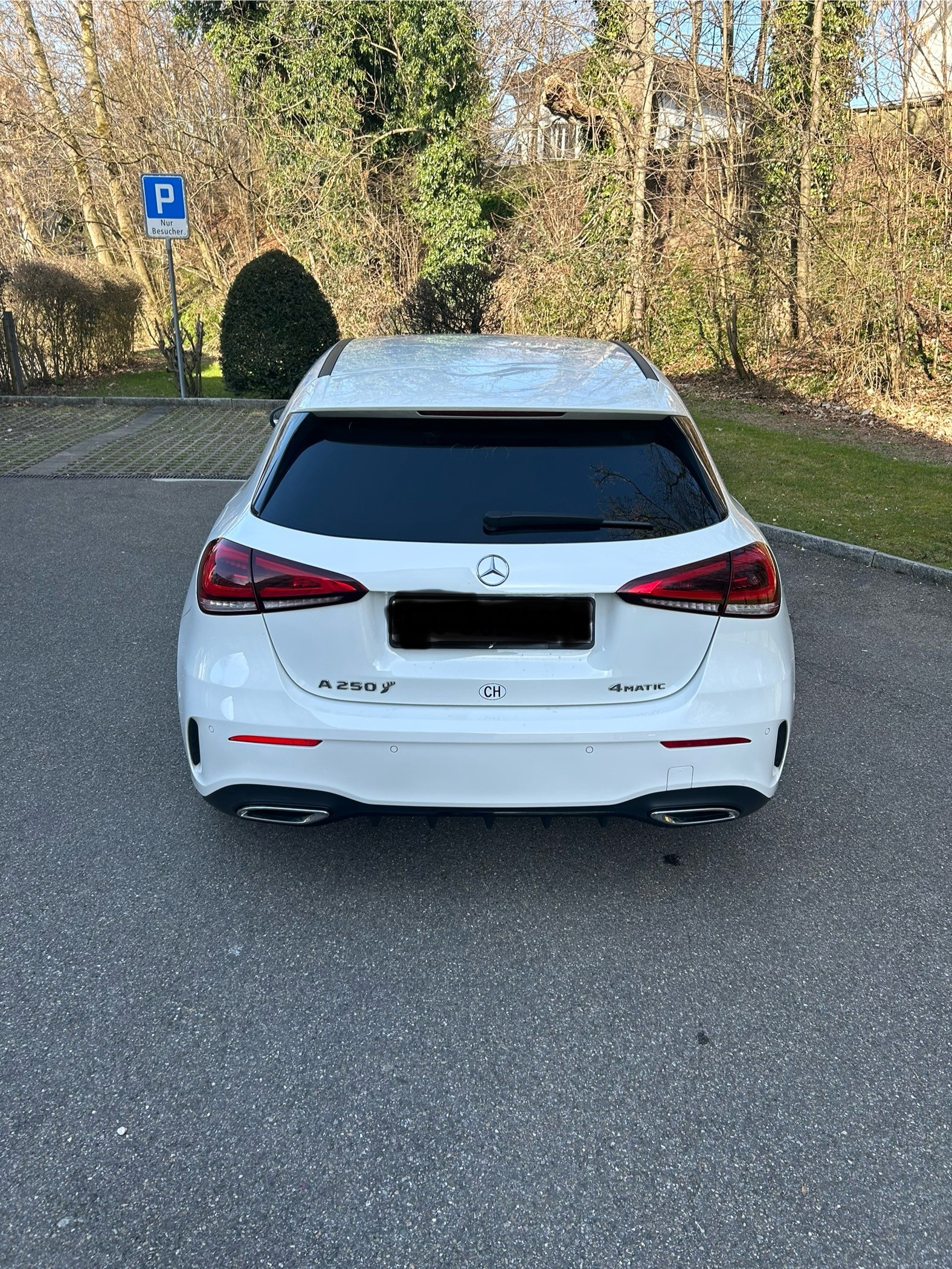 MERCEDES-BENZ A 250 4Matic AMG Line 4Matic 7G-DCT-image-1