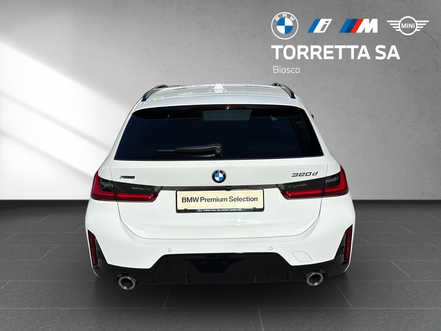 BMW 320d xDrive 48V Touring Steptronic M Sport-showroom-element-3